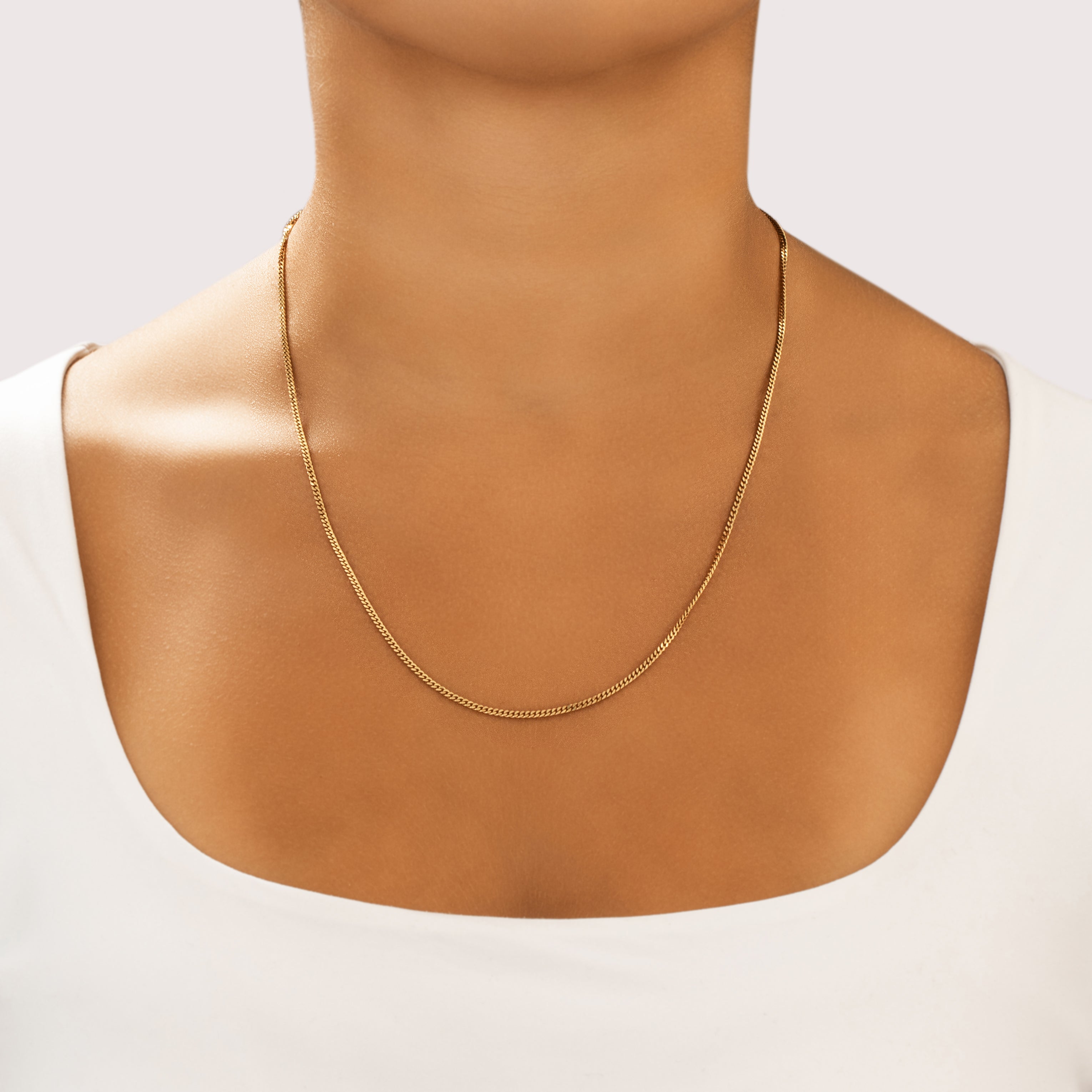 Vintage Italian 18k Yellow Gold 1.8mm Fabulous Curb Chain - On model view