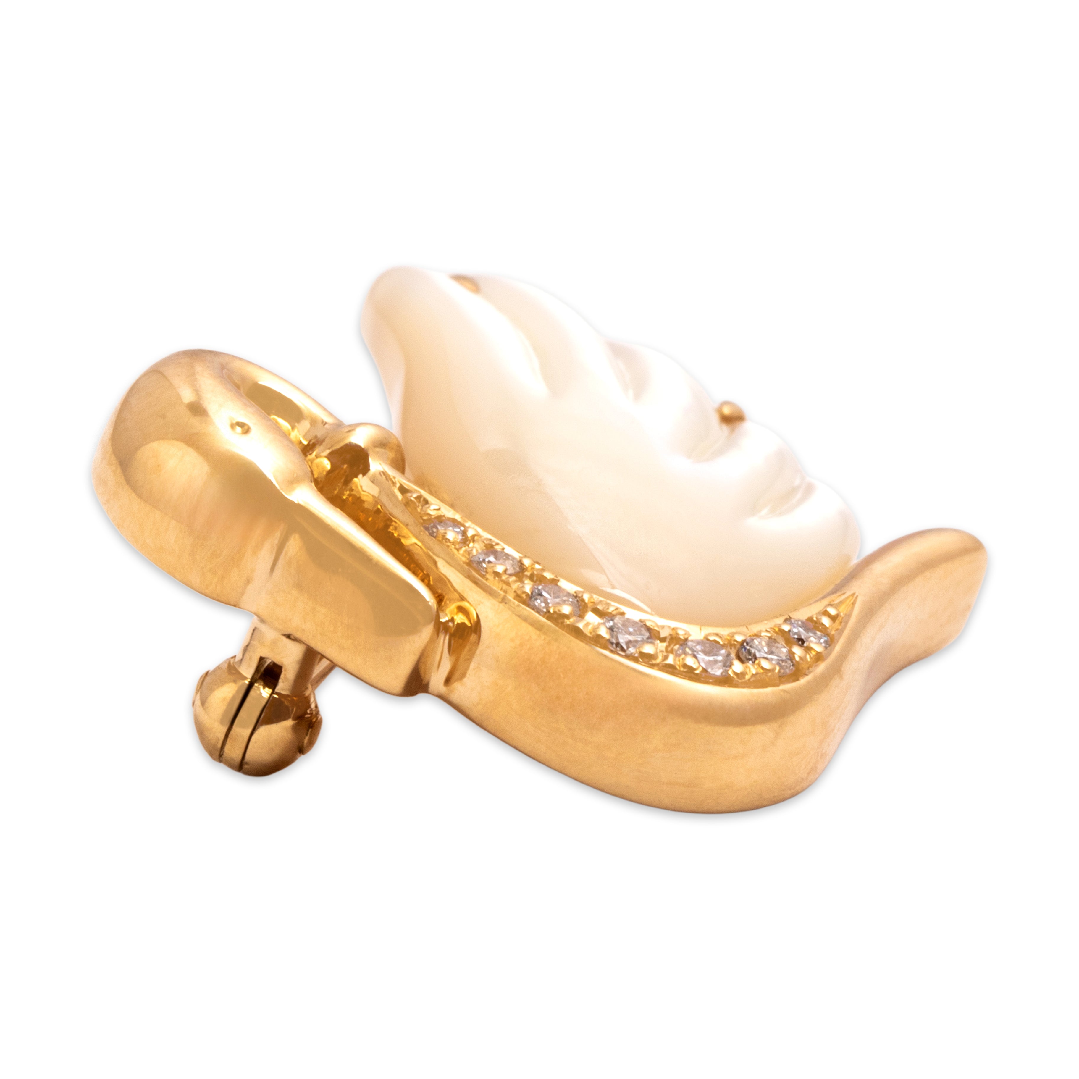 Vintage 18k Yellow Gold [Custom Carat] Romantic Graceful Swan Brooch / Pin - Side view