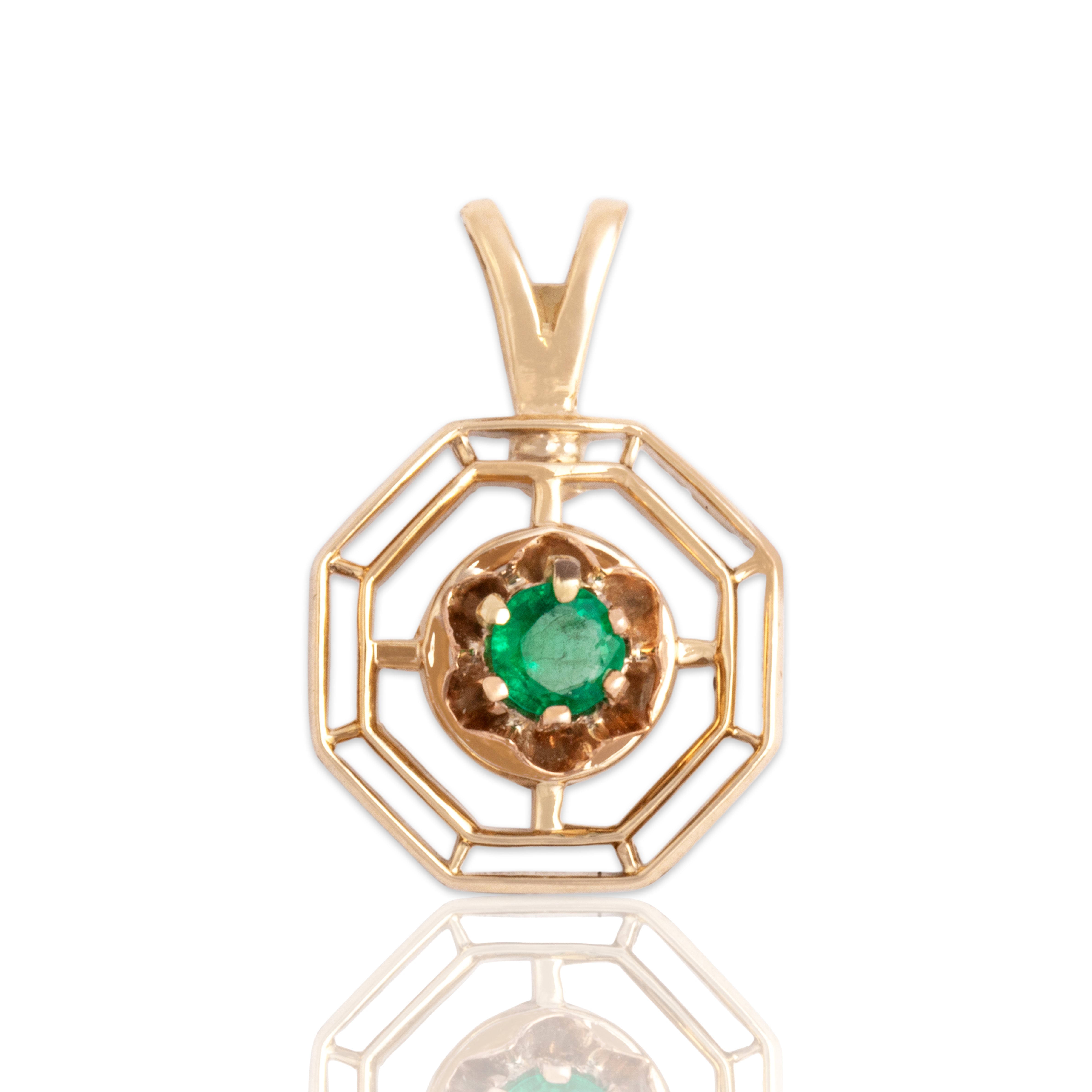 Vintage 10k & 14k Yellow Gold Emerald Open Octagonal Buttercup Pendant - Close-up view