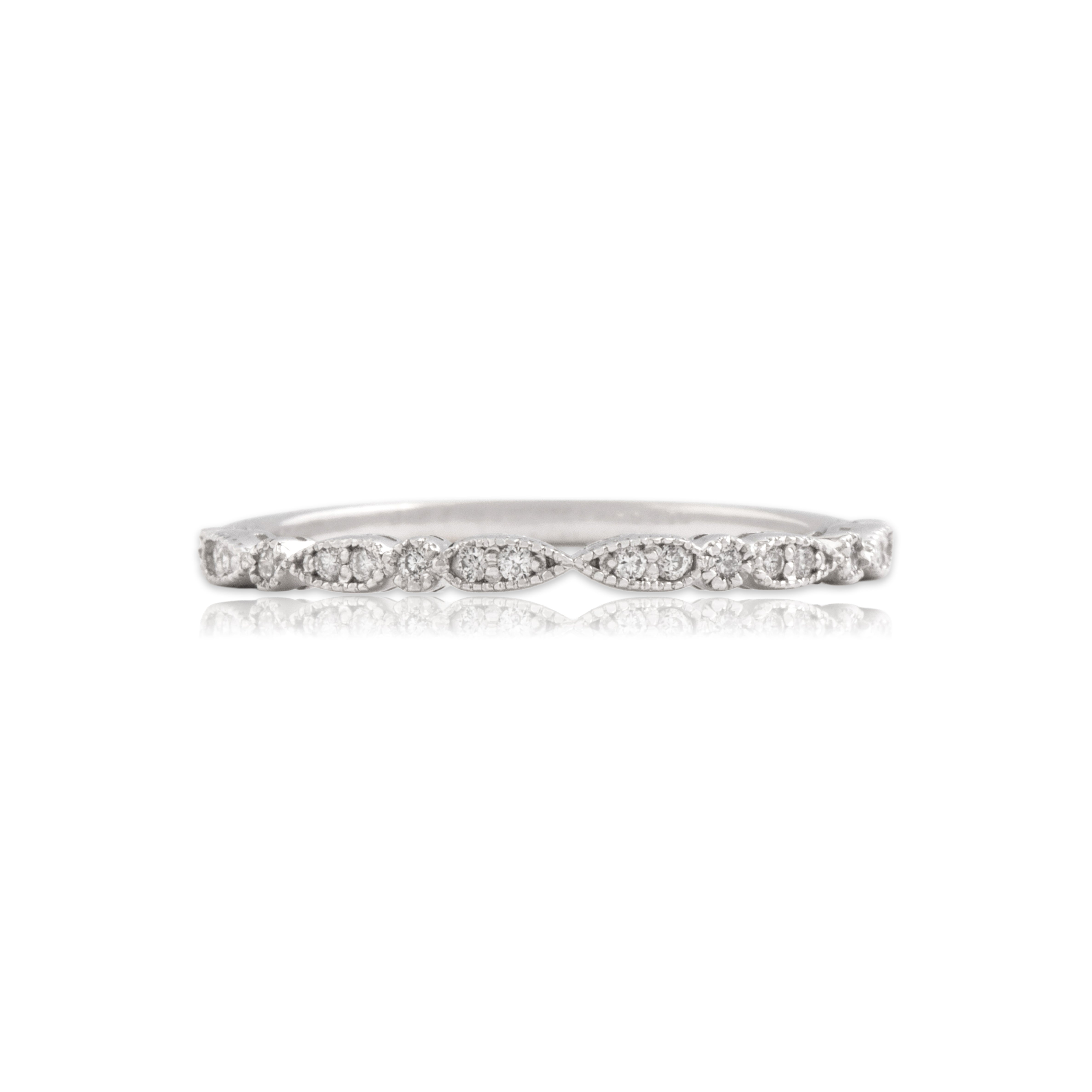 Vintage 18k White Gold Diamond Dainty Milgrain Detail Band Ring - Close-up view