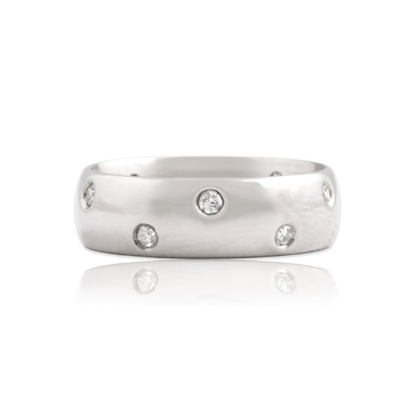 Vintage Platinum Diamond Sleek Modern Inset Band Ring 6.50