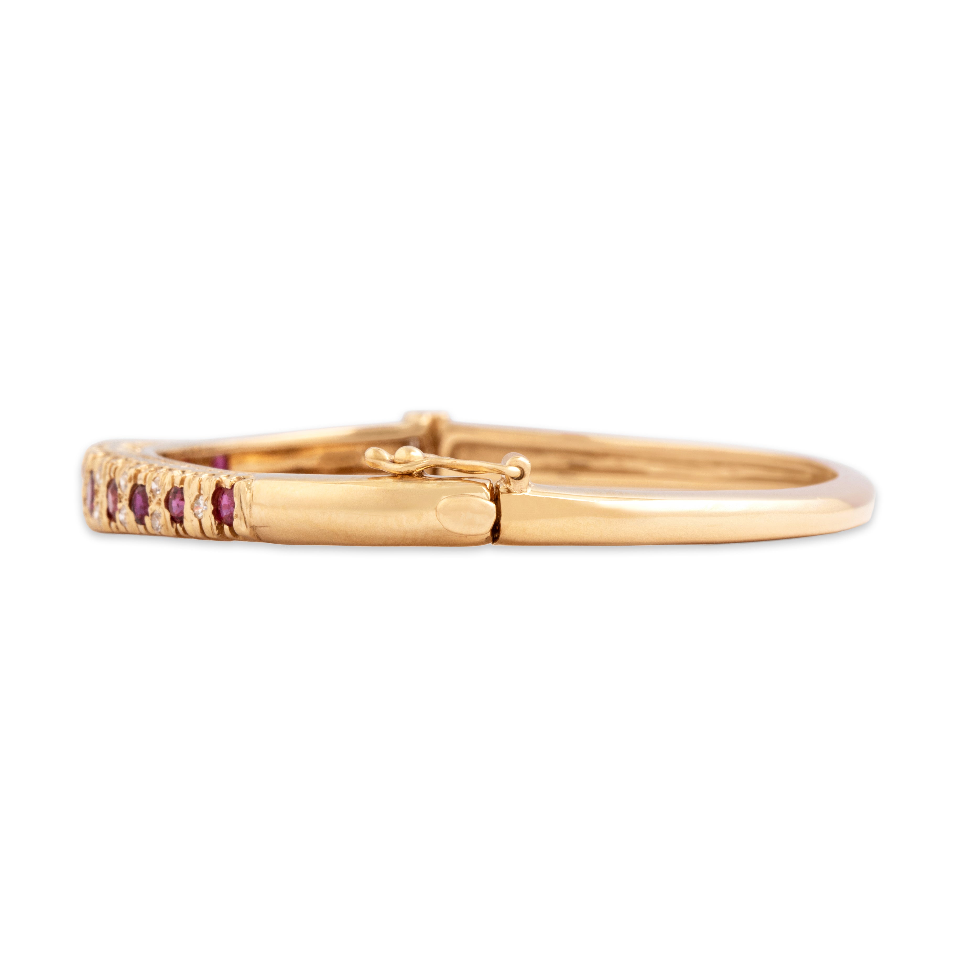 Vintage 14k Yellow Gold 1.01cttw Ruby Diamond Incredible Glittering Ribbed Setting Bangle Bracelet - Side view