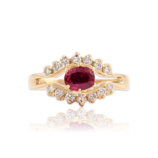Vintage 14k Yellow Gold Ruby Diamond Delicate Glittering East-West Ring 7.50