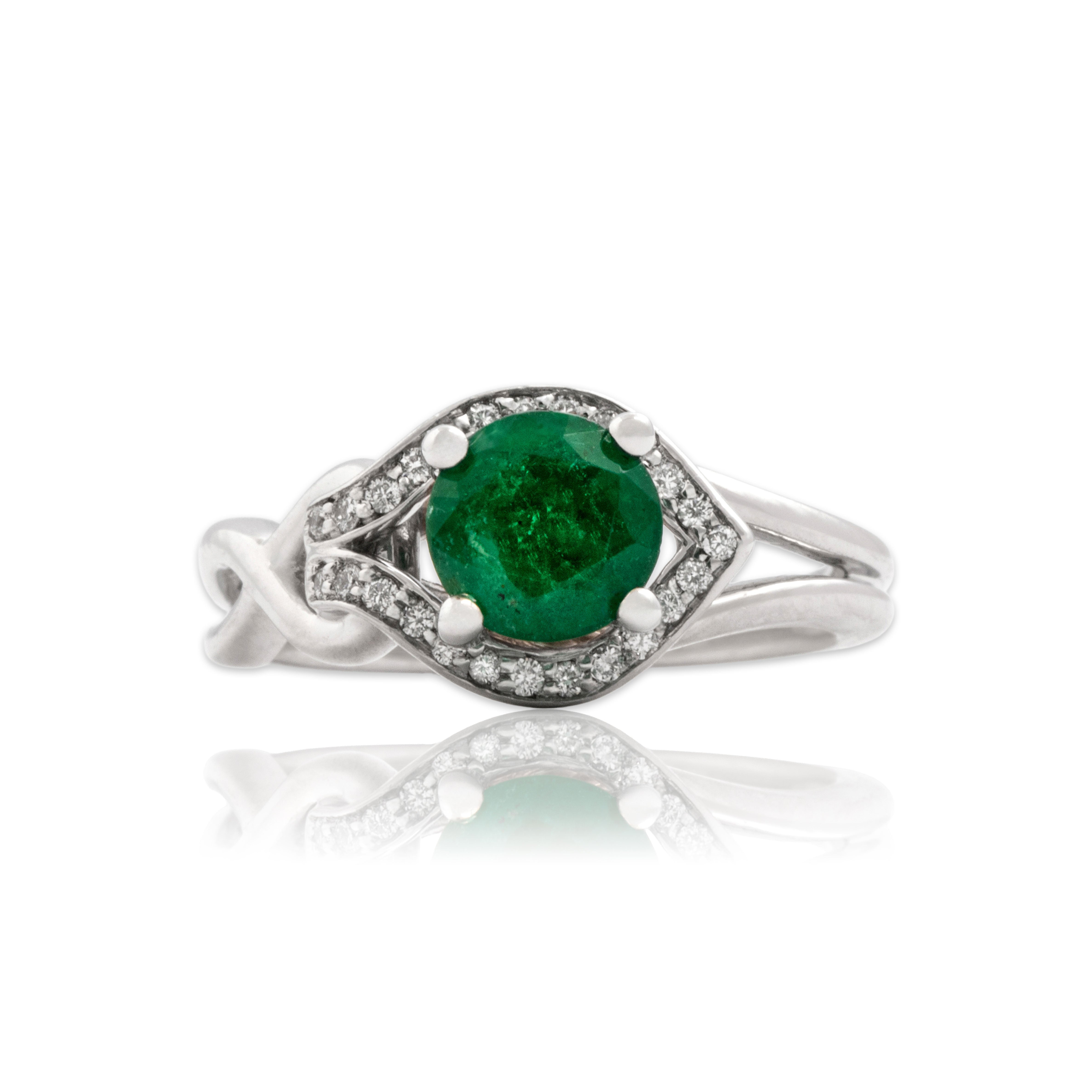 Estate 14k White Gold .78ct Emerald Diamond Chic Interlocked Ring 6.00