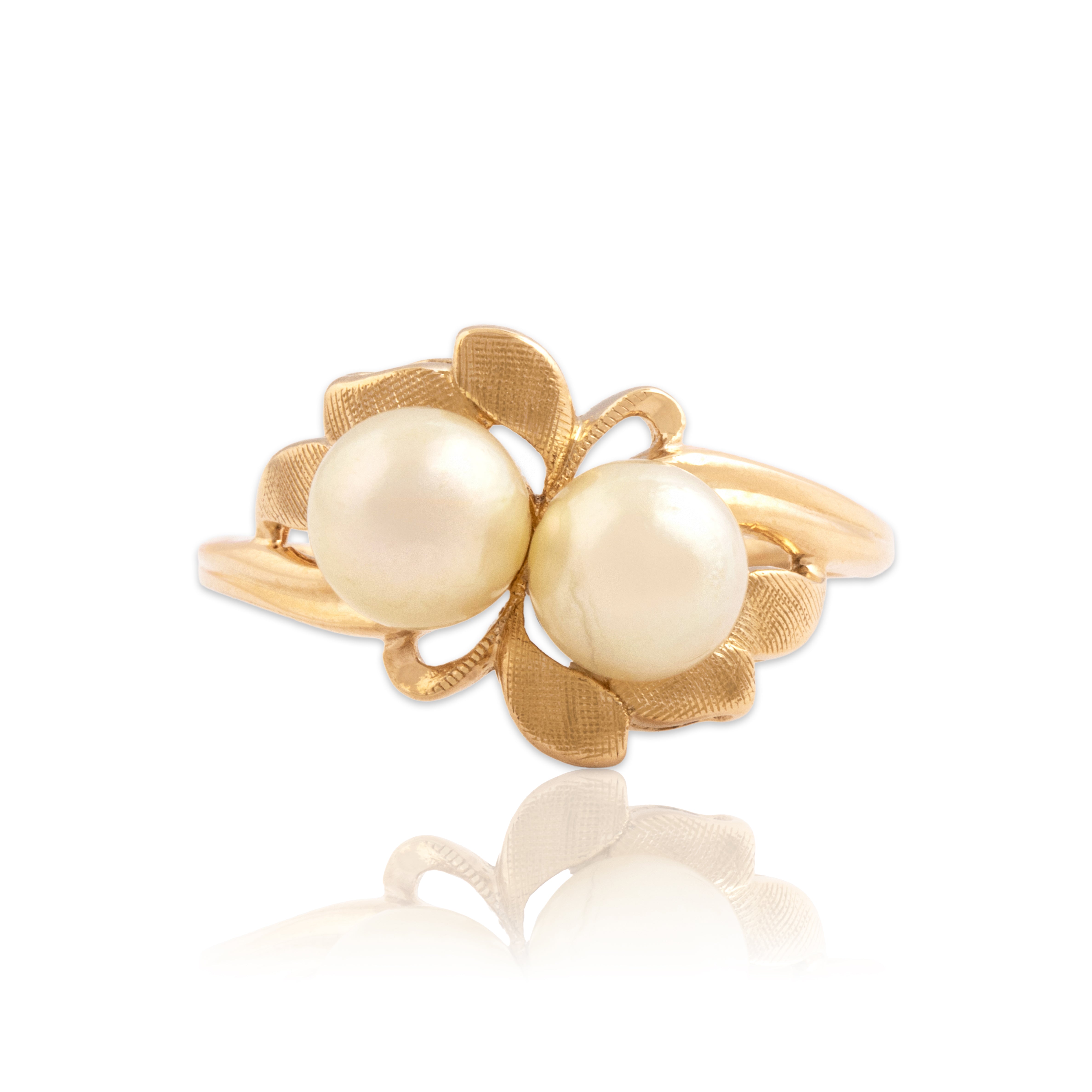 Vintage 14k Yellow Gold Pearl Lovely Luminous Textured Duo Ring - Close-up view