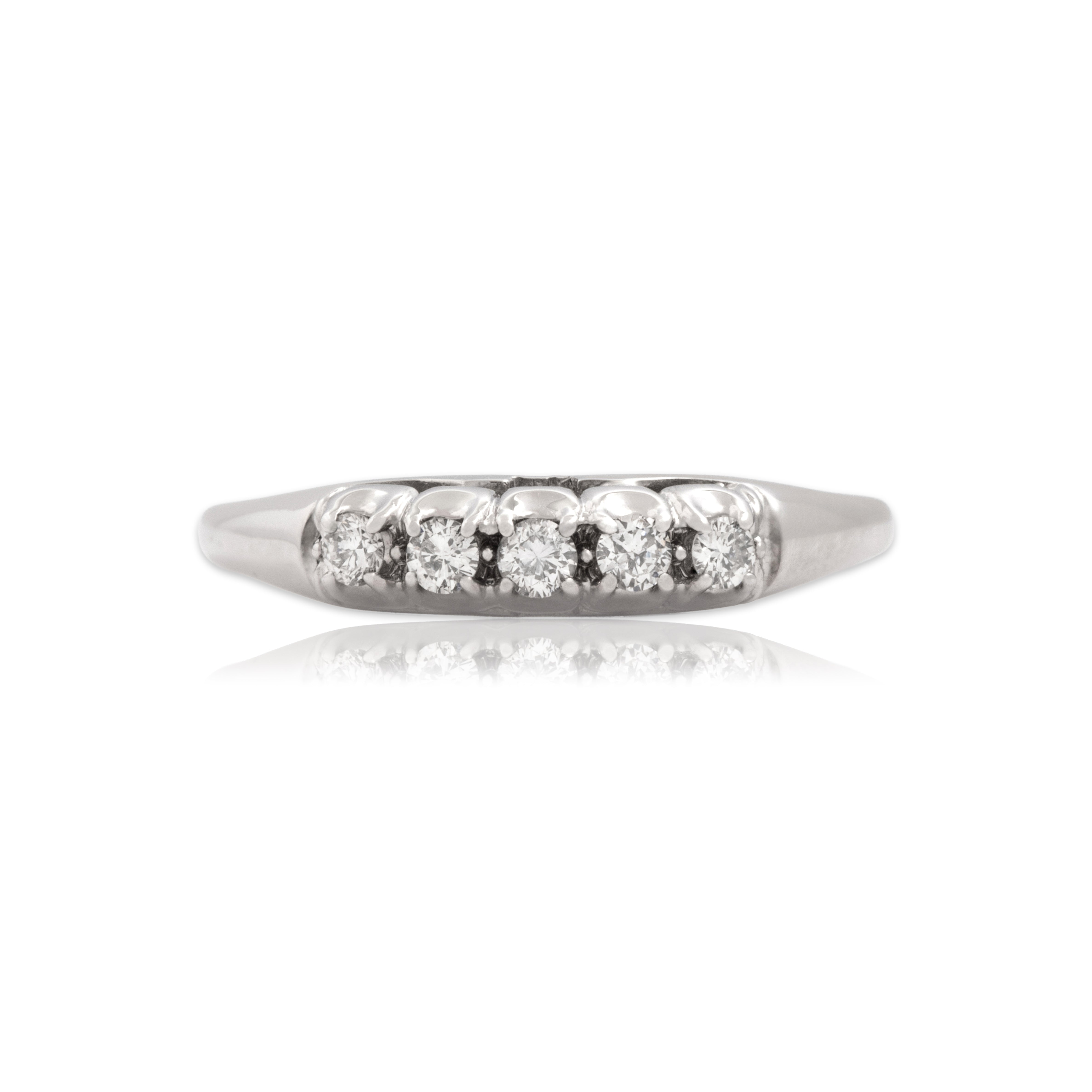 Vintage 14k White Gold Diamond Classic Elegant Bar Ring - Close-up view
