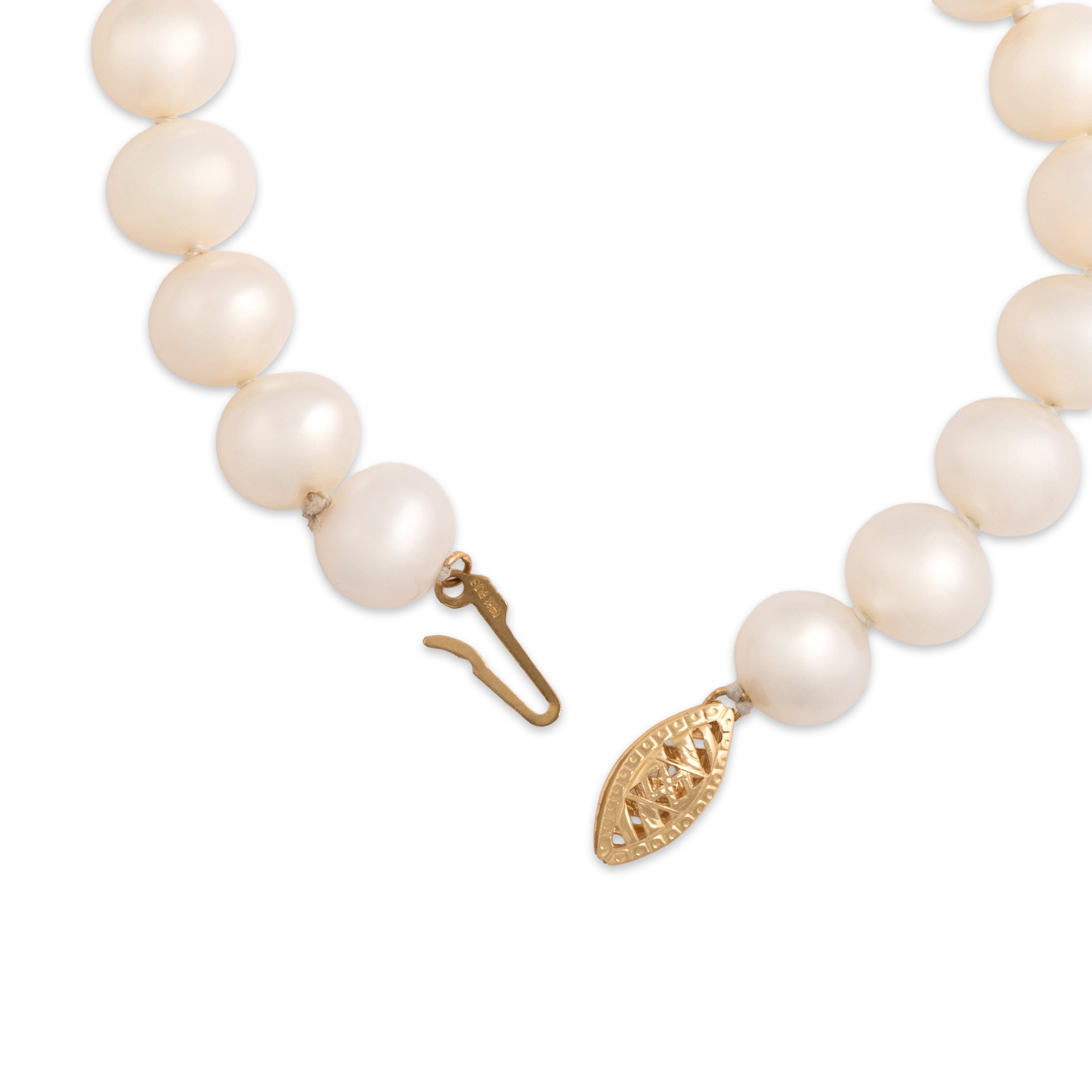 Vintage 14k Yellow Gold Pearl Classic Luminous Strand Bracelet - clasp view