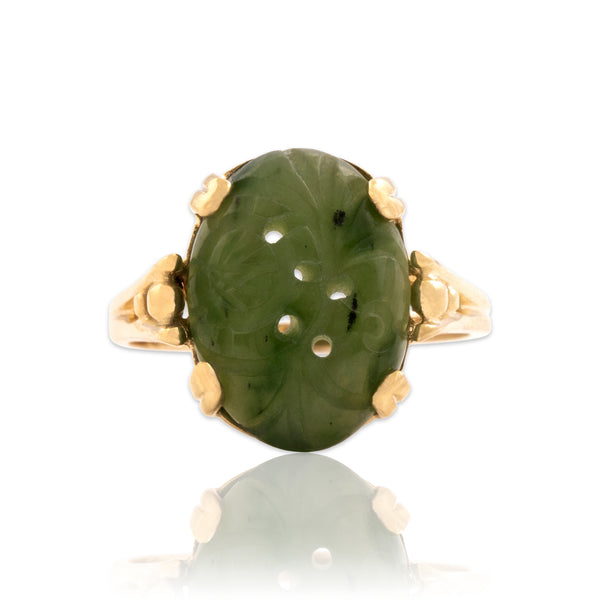 Vintage 14k Yellow Gold 6.16ct Jade Lovely Open Carved Cabochon Ring - Close-up view