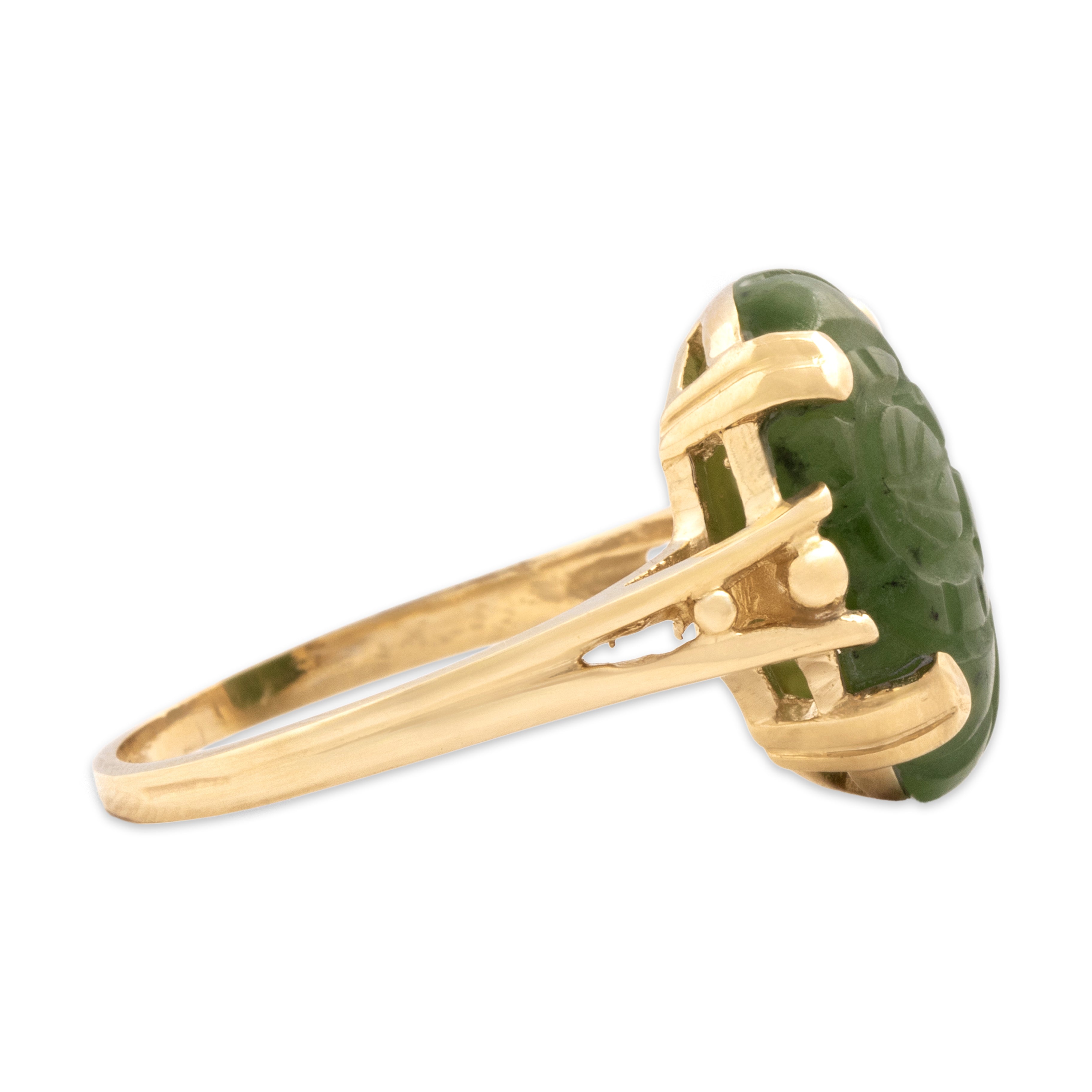 Vintage 14k Yellow Gold 6.16ct Jade Lovely Open Carved Cabochon Ring - Side view