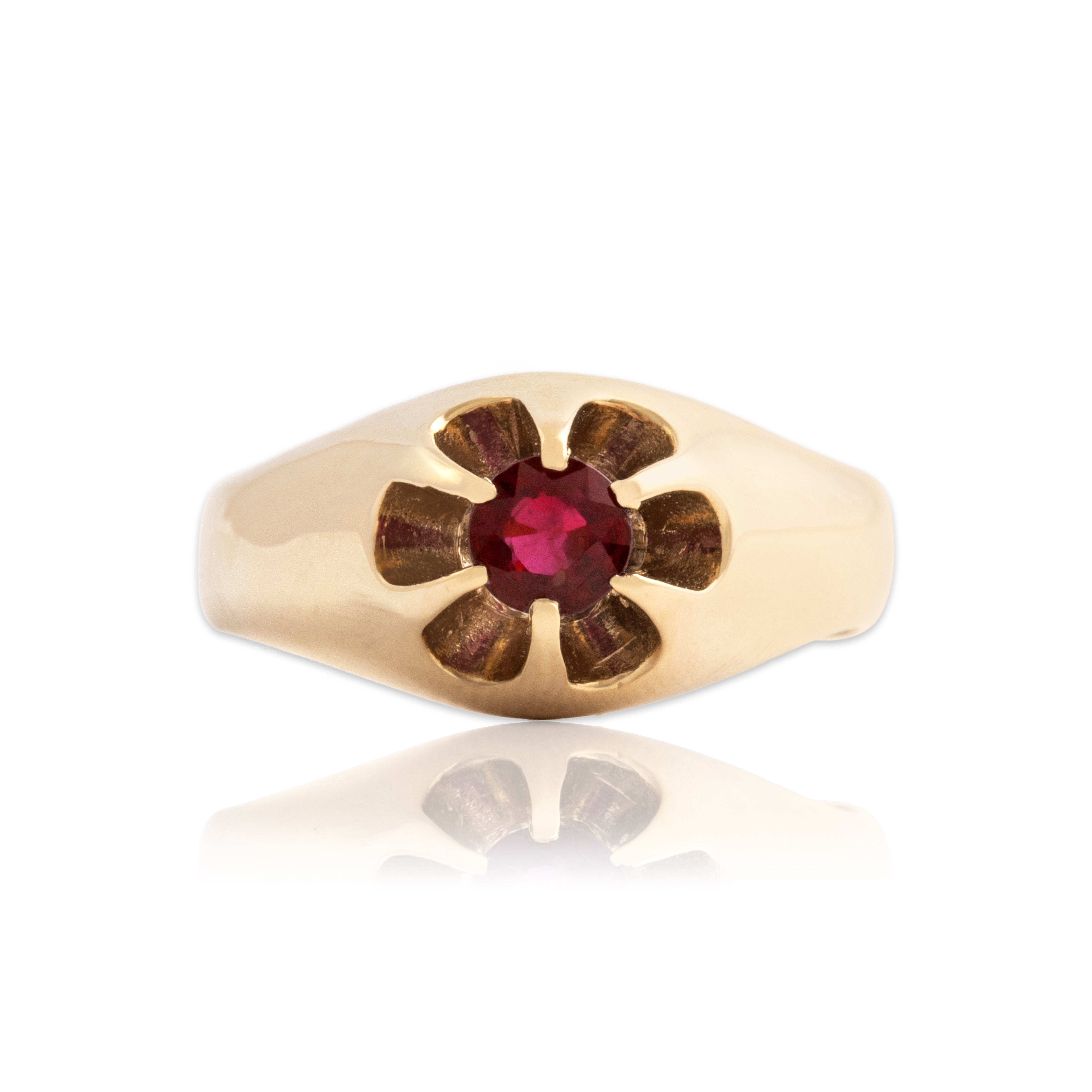Vintage Heavy 14k Yellow Gold Ruby Scarlet Belcher-Set Ring 9.25