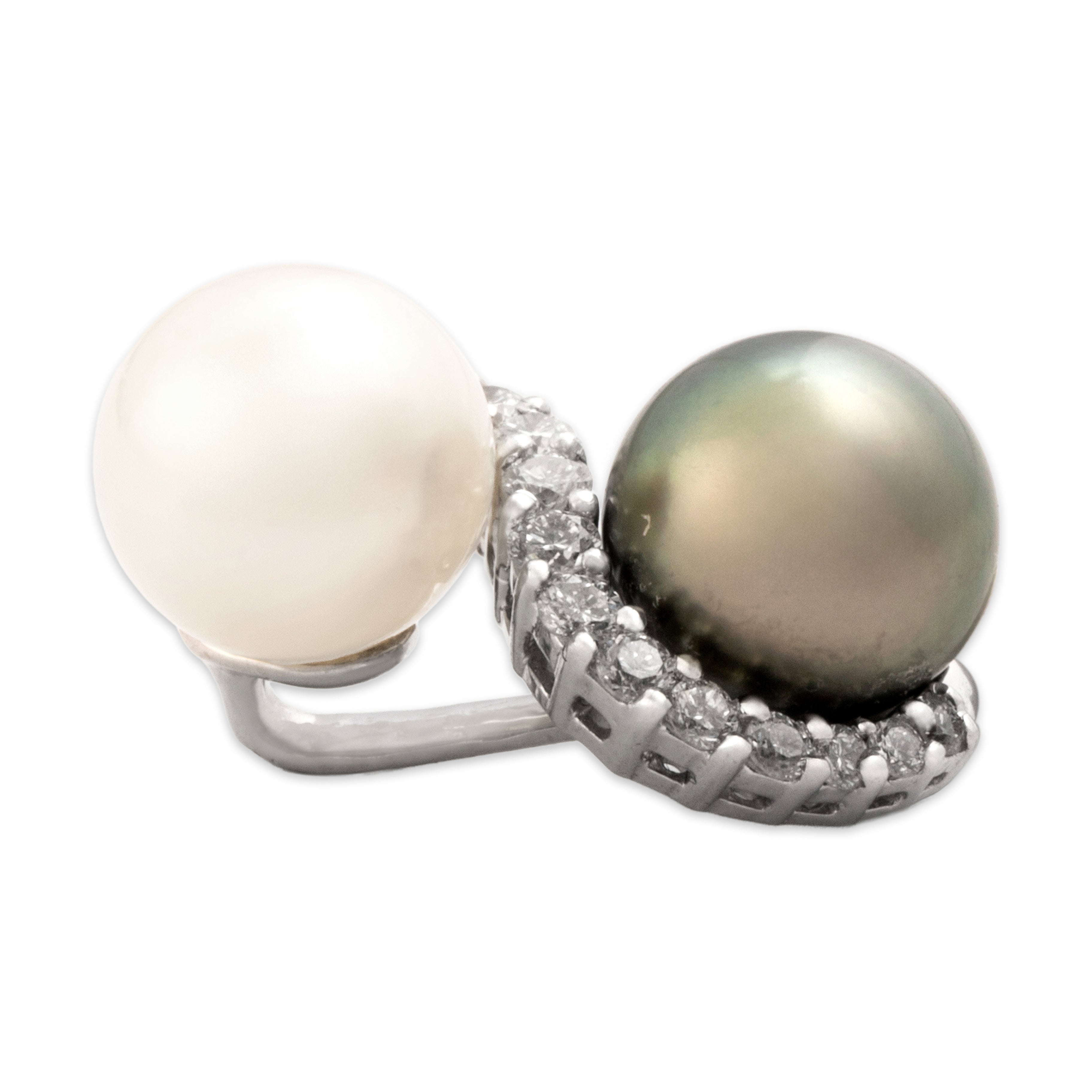 Vintage 18k White Gold Diamond Black Tahitian White Pearl Glittering Duo Pendant