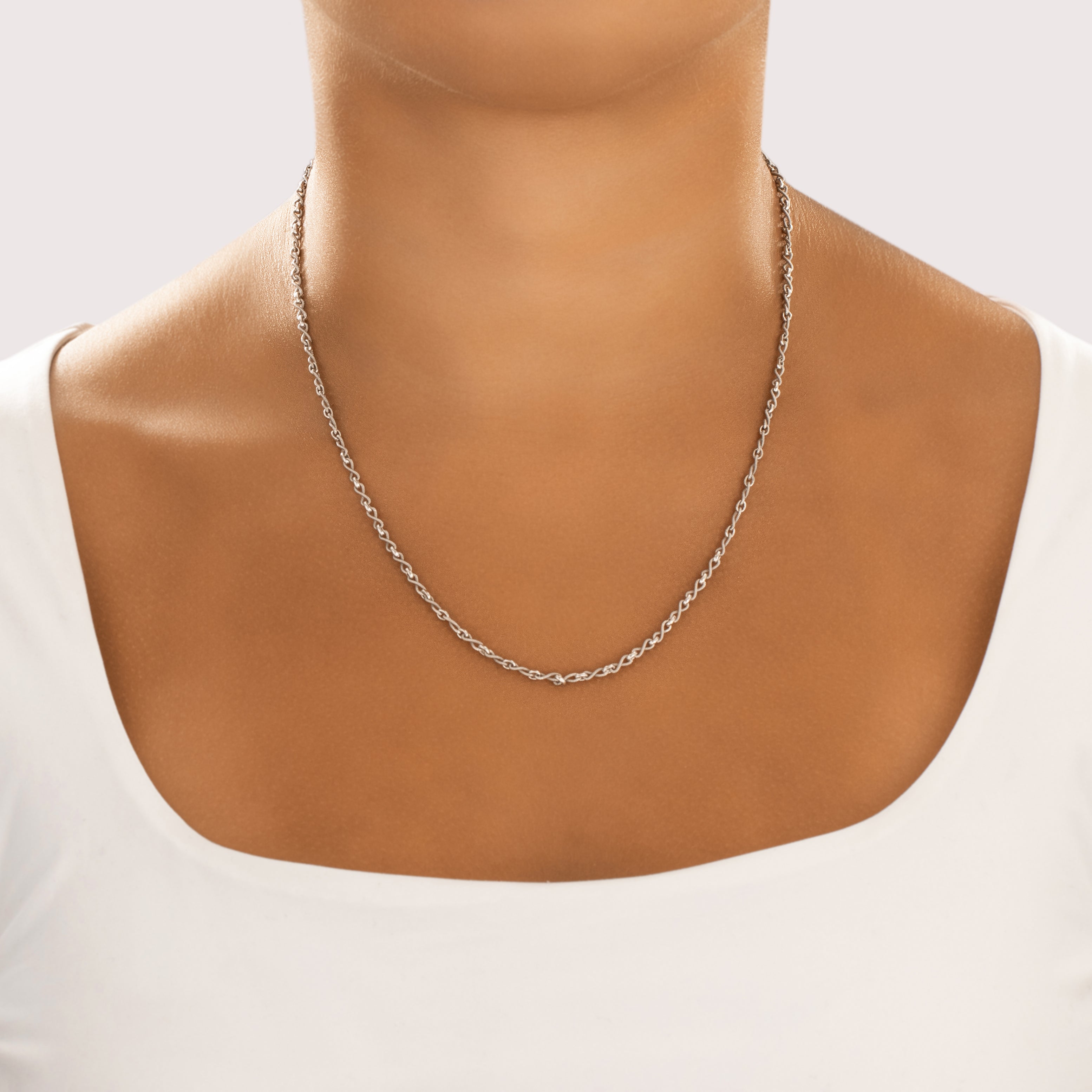 Vintage Italian 14k White Gold 2.8mm Chic Alternating Twisted Textured Link Chain - On model view