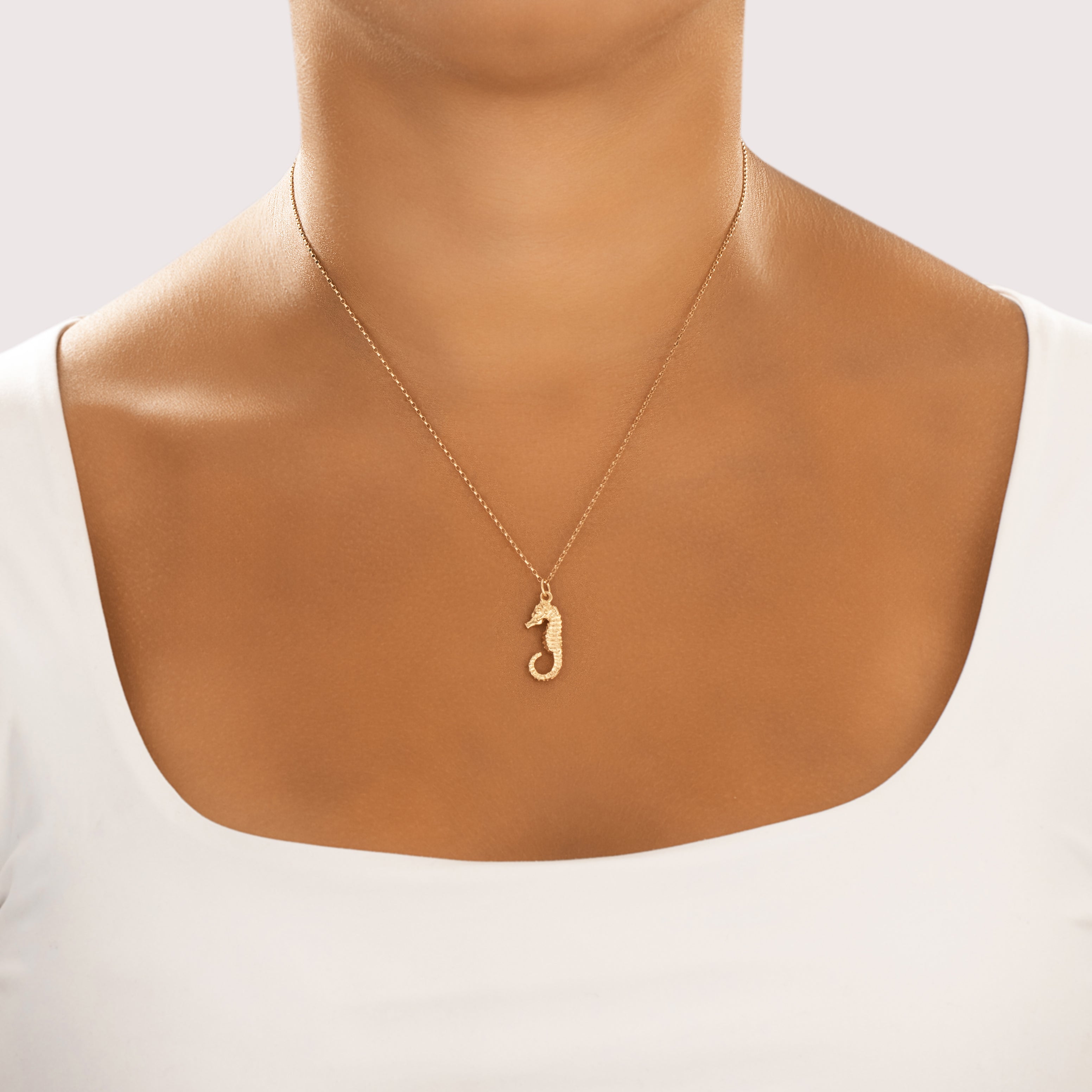 Vintage 14k Yellow Gold Swimming Detailed Seahorse Charm / Pendant - On model view