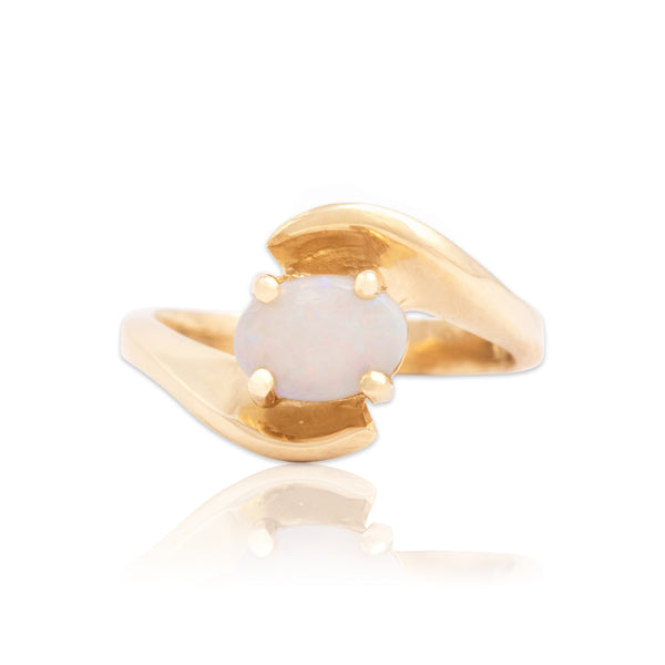 Vintage 14k Yellow Gold .54ct Opal Flashing East-West Bypass Ring 5.00