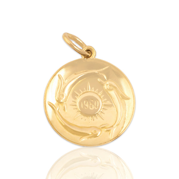 Vintage 18k Yellow Gold Gleaming Swimming Fish Sun Disc Charm / Pendant