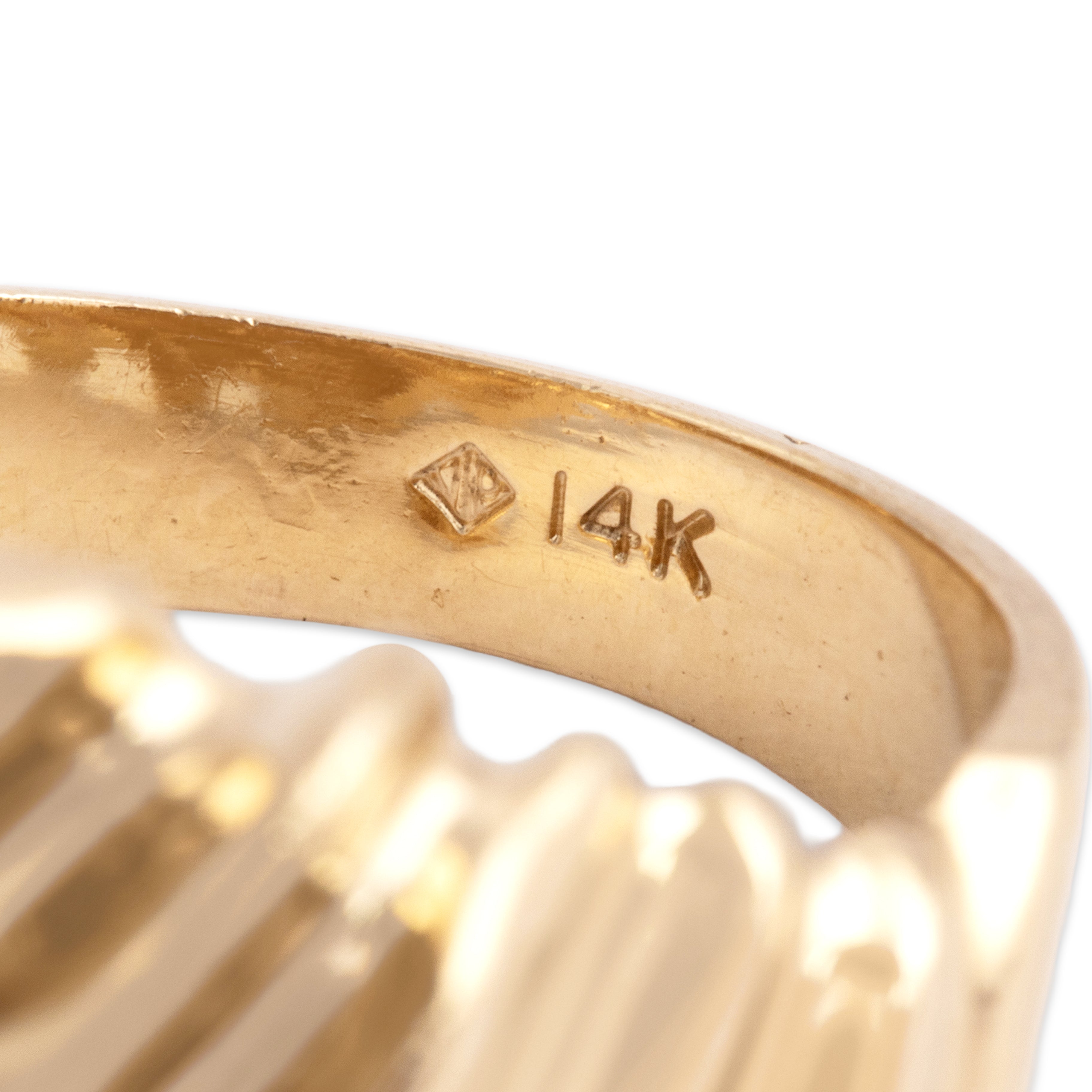 Vintage 14k Yellow Gold Bold Organic Flowing Ring - Hallmark view