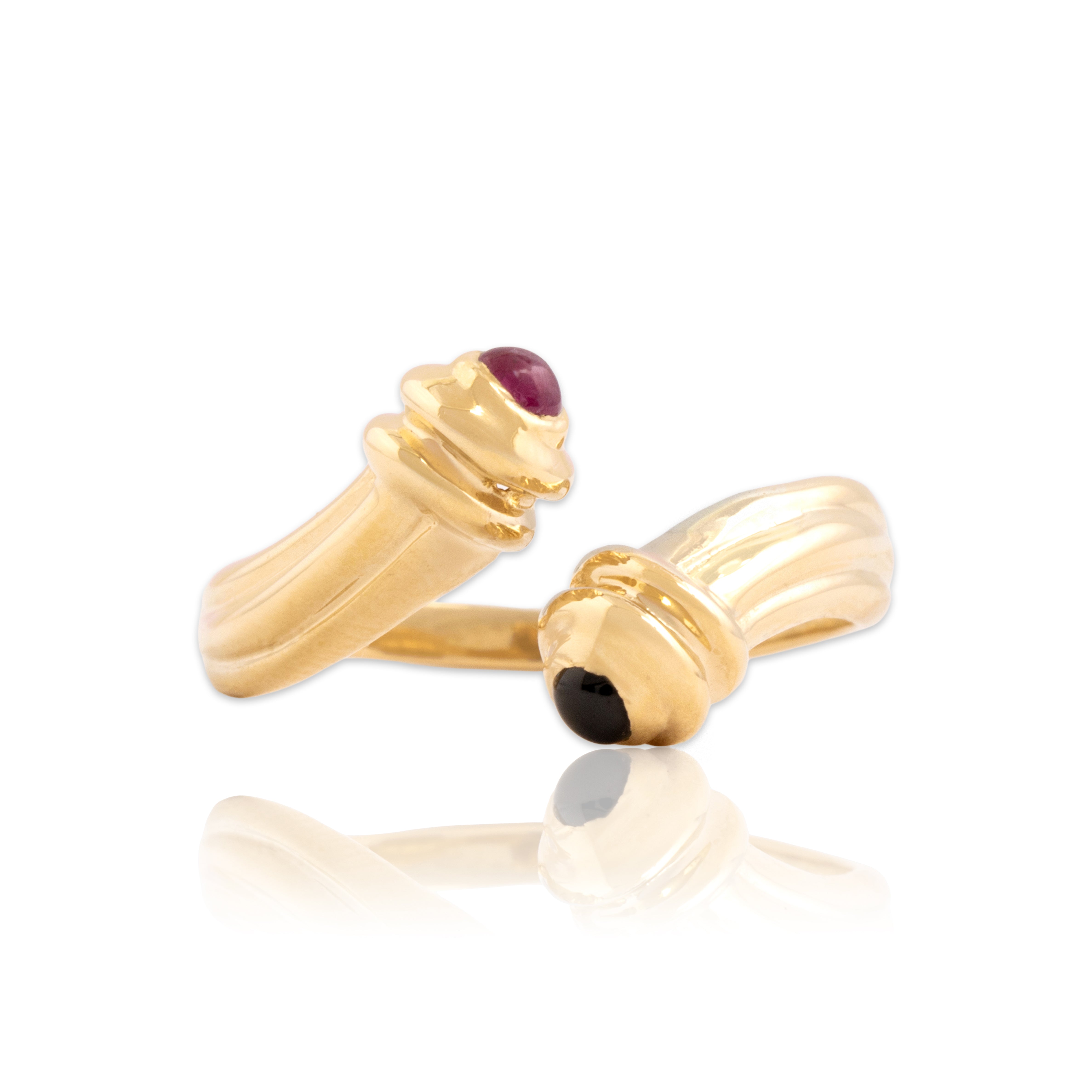 Vintage 14k Yellow Gold Ruby Dark Blue Sapphire Sleek Cabochon Capped Bypass Ring - Close-up view