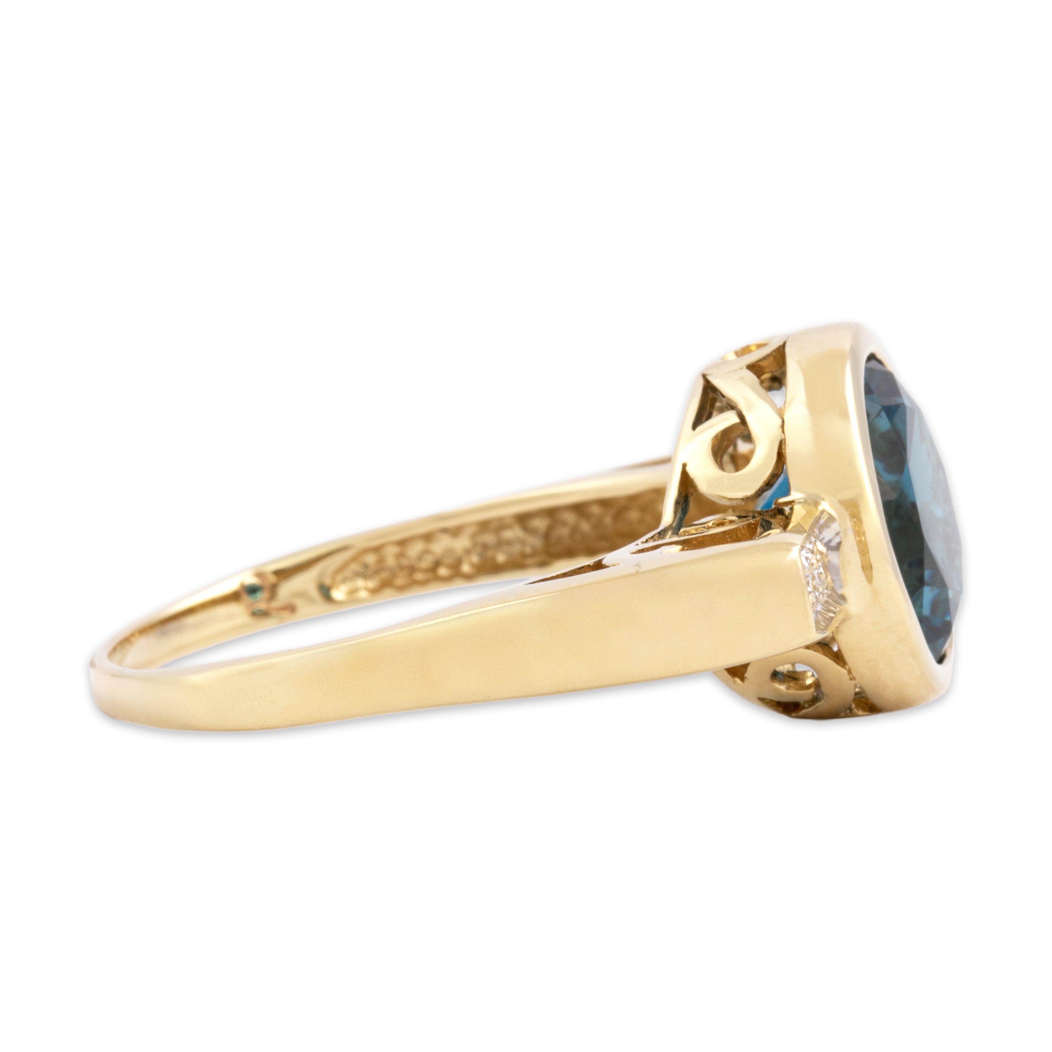 Vintage 14k Yellow Gold 4.15ct London Blue Topaz Diamond Bold Round Bezel Bar Ring - Side view