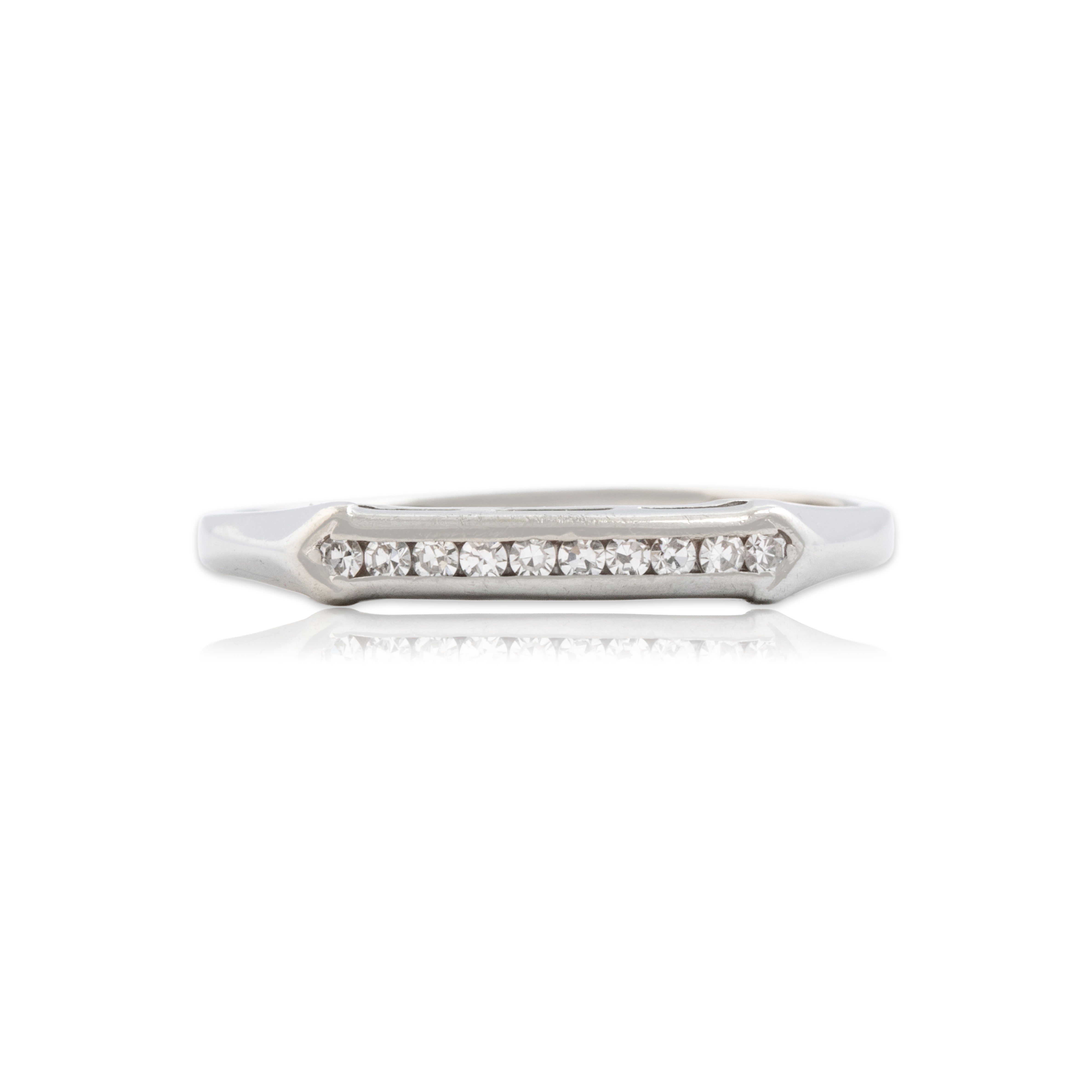 Vintage 18k White Gold Diamond Dimensional Arrow Bar Band Ring 9.25