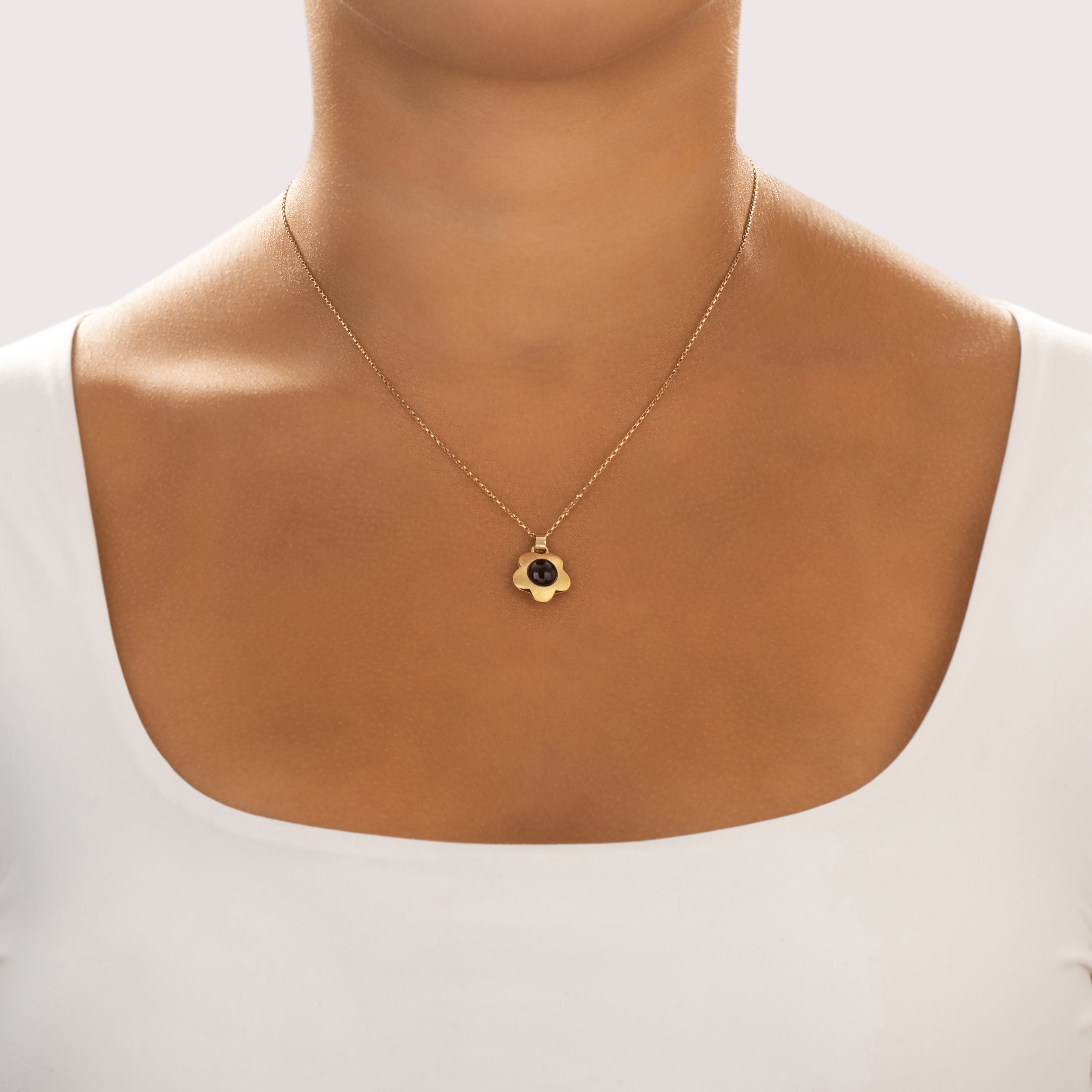 Vintage Italian 18k Yellow Gold 1.97ct Garnet Adorable Puffy Textured Flower Pendant - On model view