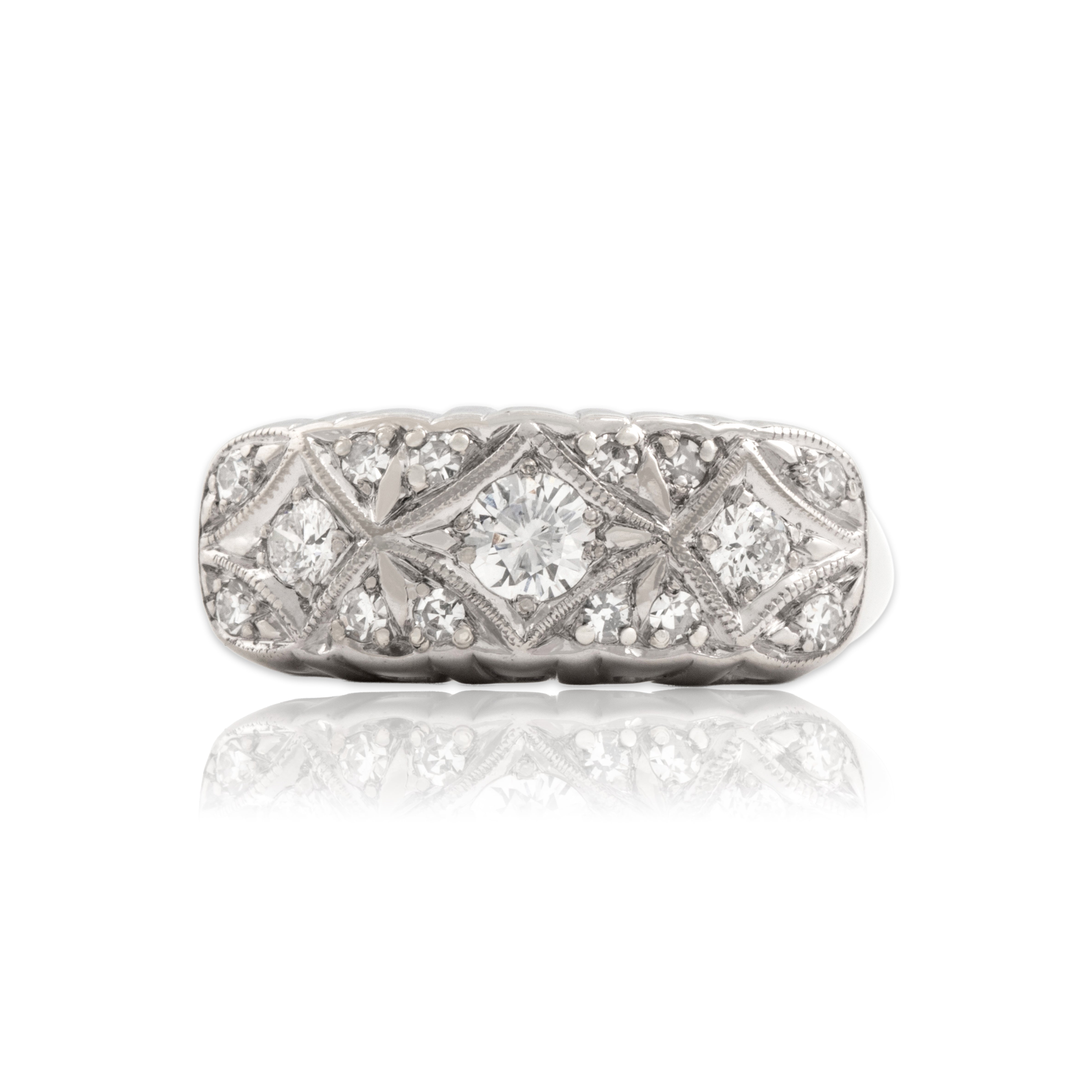 Vintage 14k White Gold Diamond Glittering Milgrain Detail Quilted Bar Ring - Close-up view