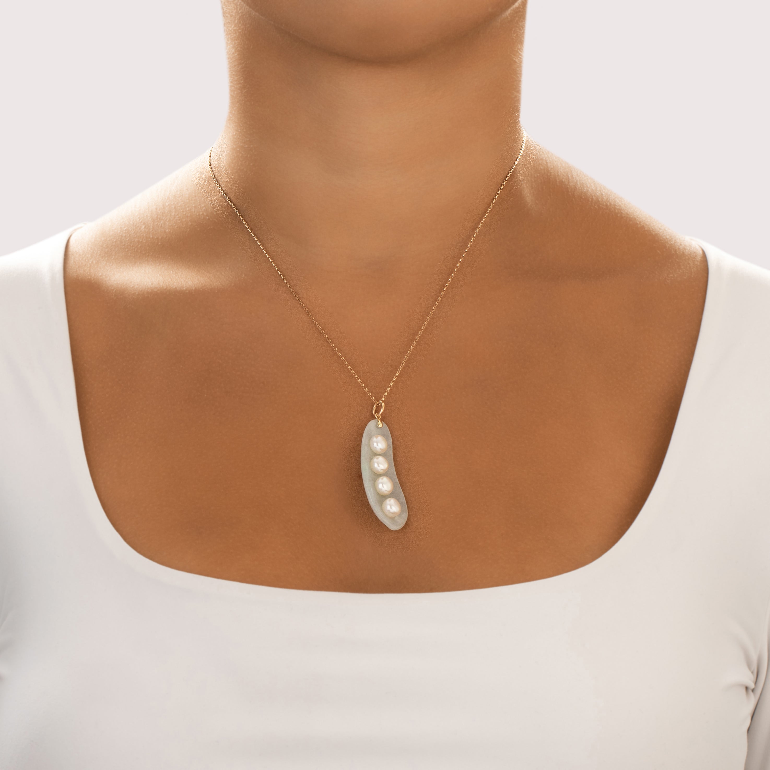 Vintage Large 14k Yellow Gold 37.97ct Jade Pearl Sweet Pea Pod Pendant - On model view