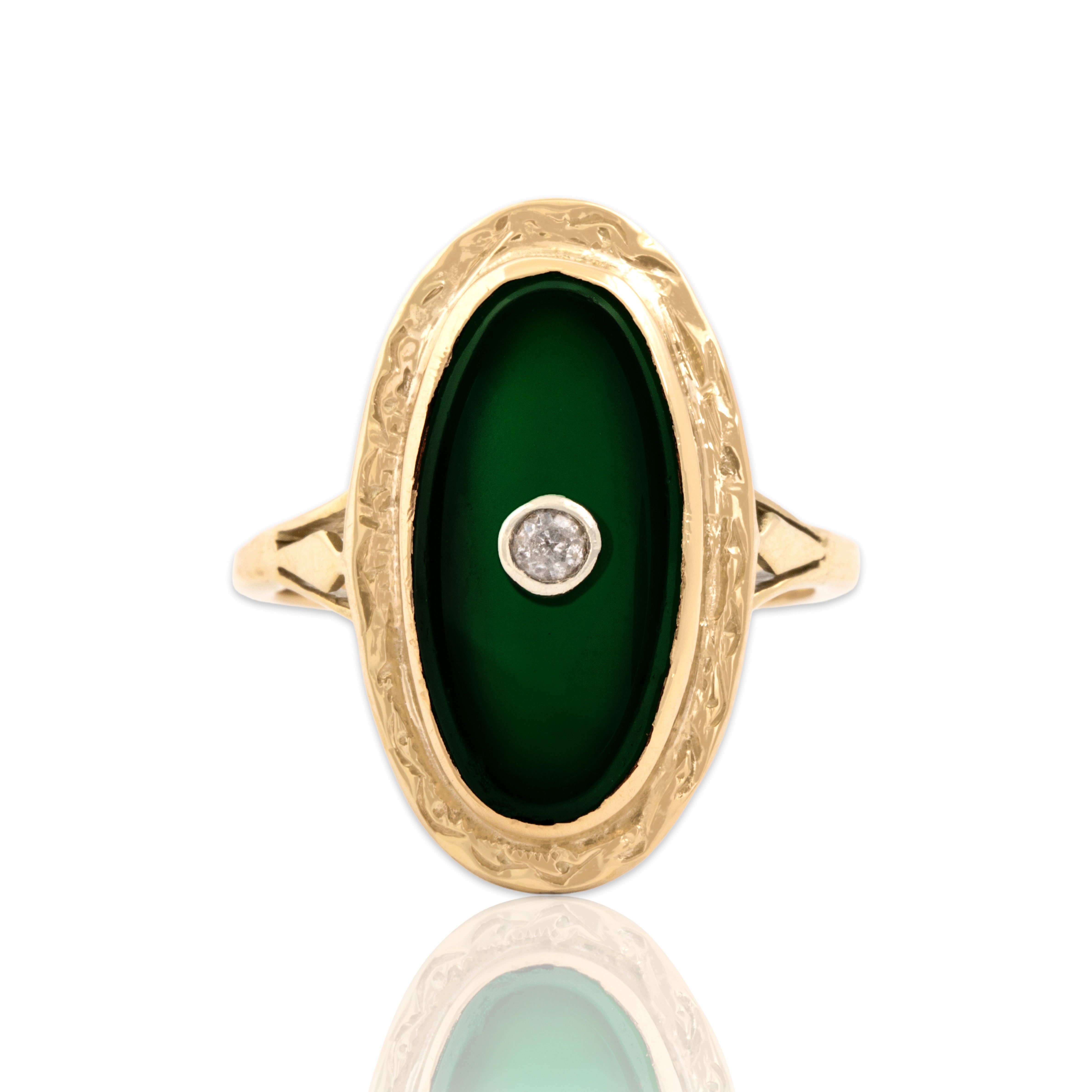 Vintage 14k Yellow & White Gold White Sapphire Green Chalcedony Engraved Ring 6.00
