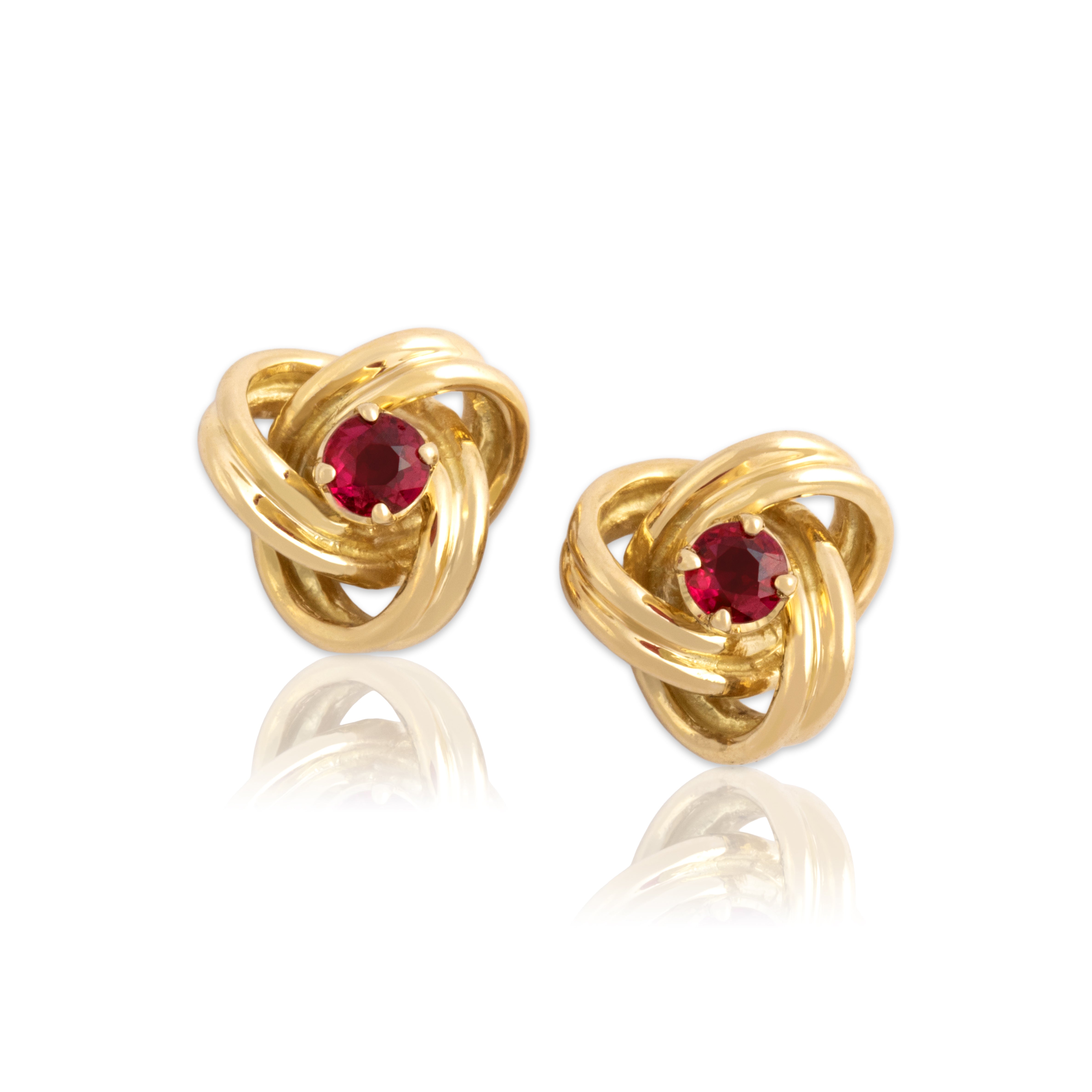 Vintage 18k Yellow Gold Ruby Gleaming Trinity Knot Stud Earrings