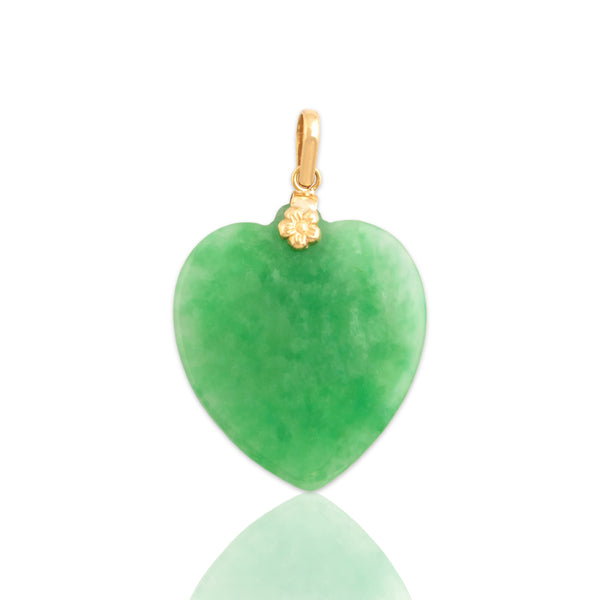 Vintage 14k Yellow Gold 34.09ct Jade Vibrant Heart Pendant