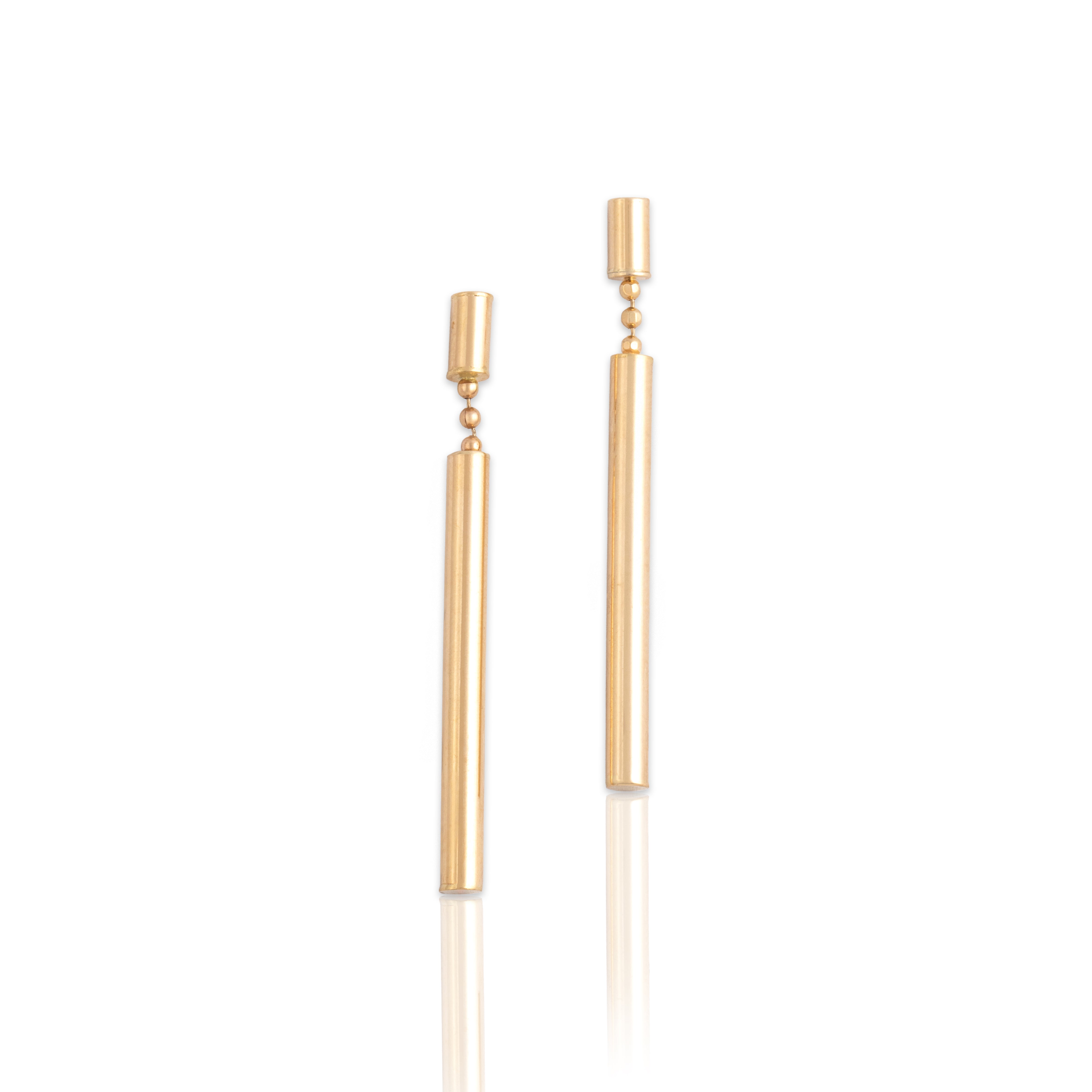 Vintage 14k Yellow Gold Sleek Tubal Dangle Earrings - Close-up view