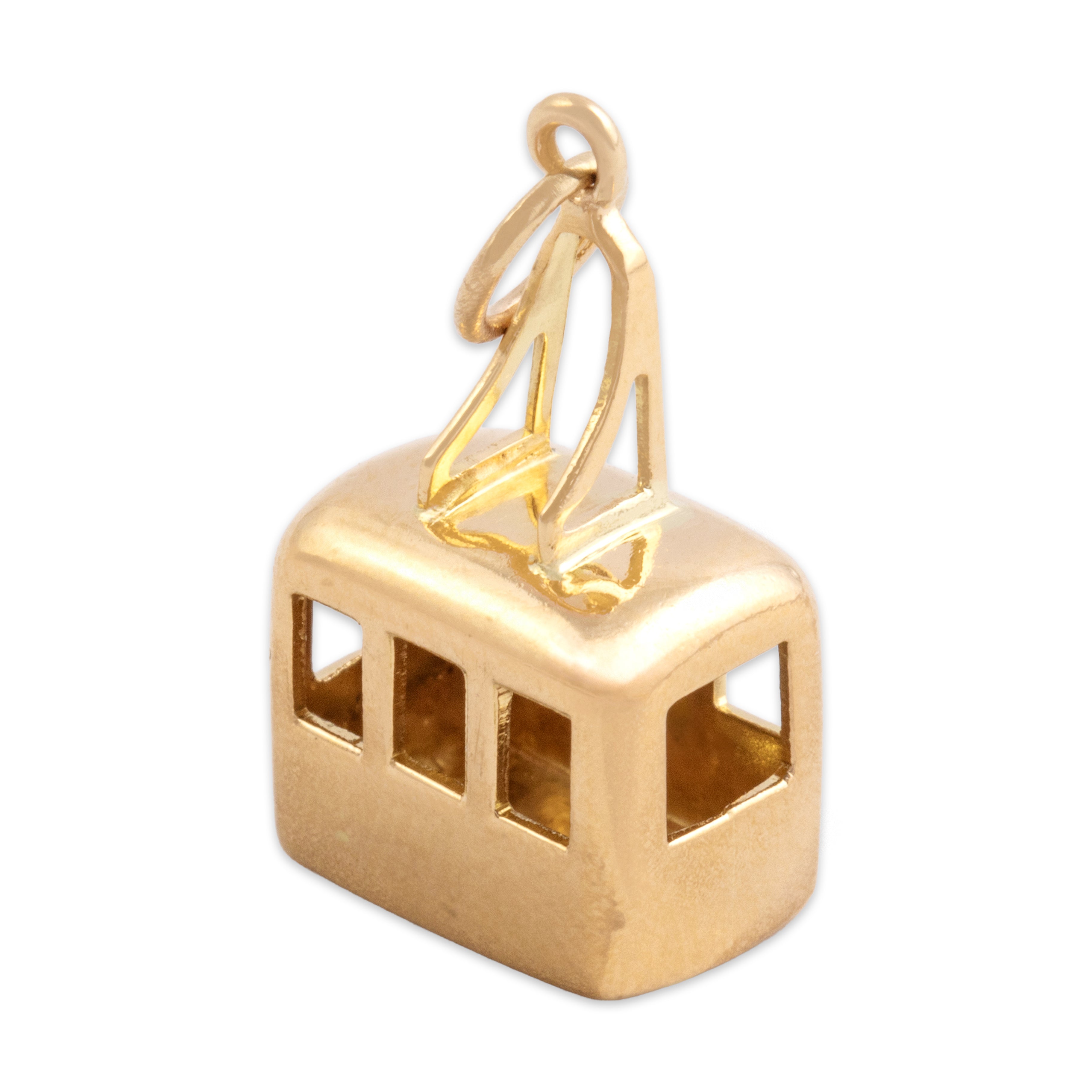 Vintage 18k Yellow Gold Dimensional Mountain Gondola Charm / Pendant - detail view #1