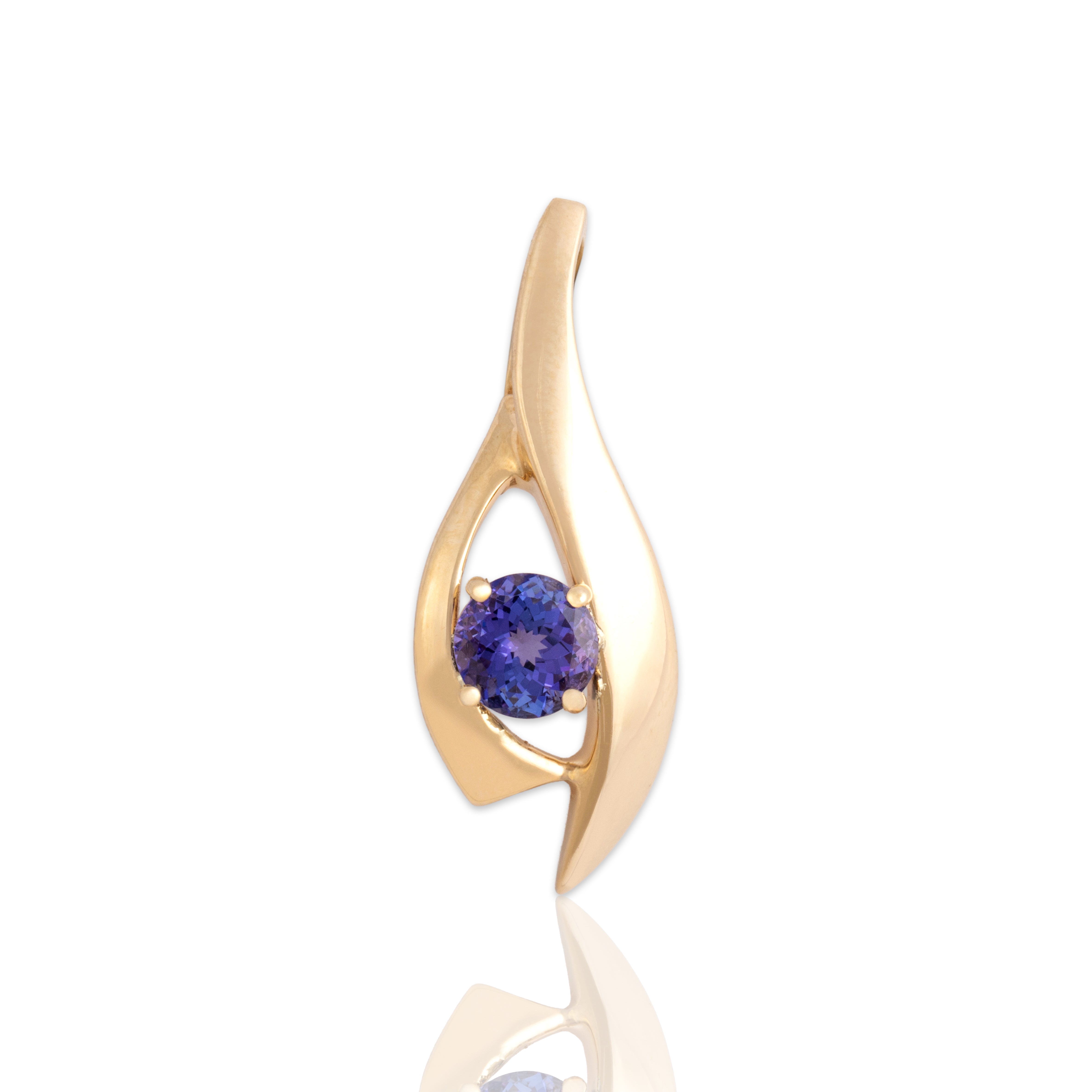 Vintage 14k Yellow Gold 1.25ct Tanzanite Elegant Flowing Vivid Pendant - Close-up view