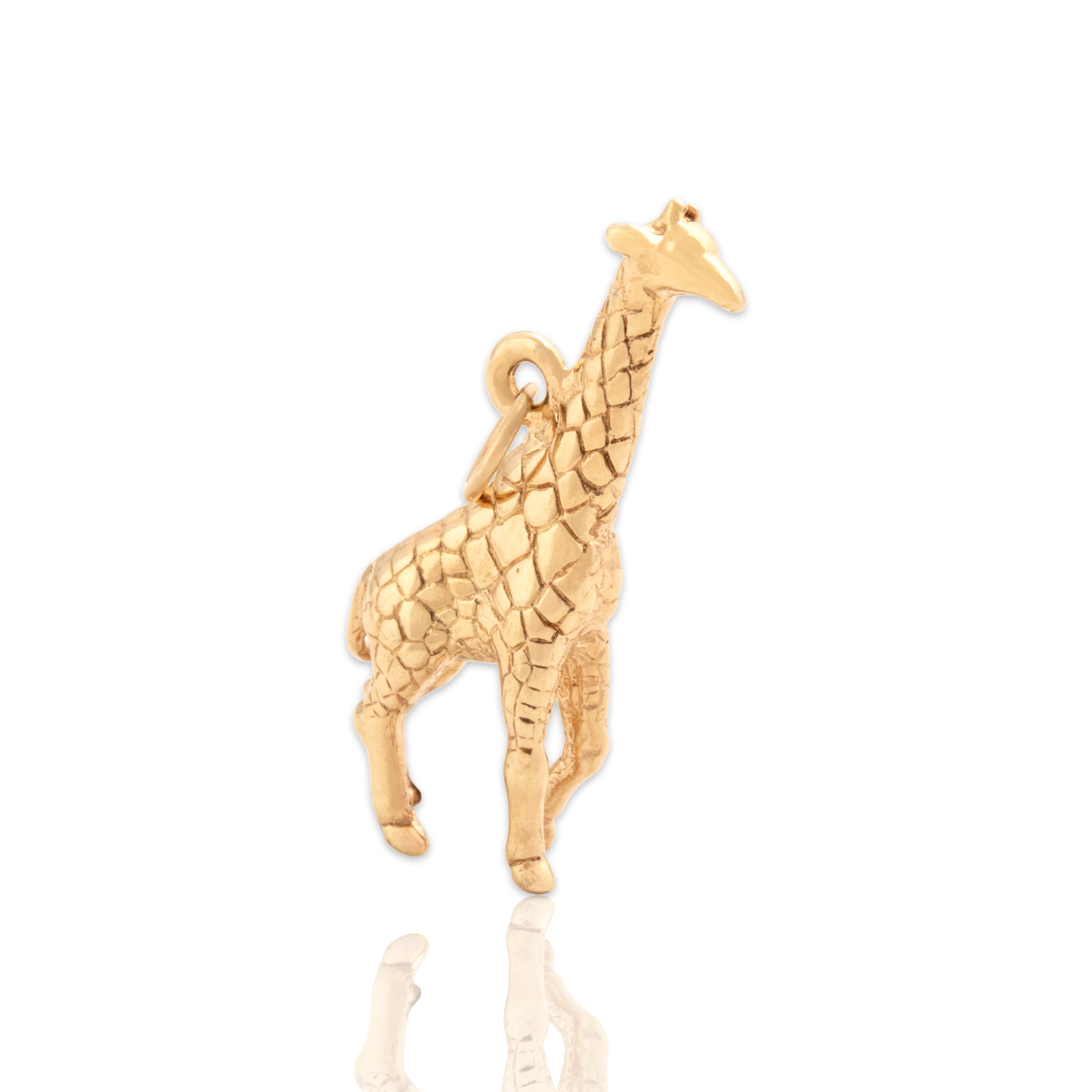 Vintage 14k Yellow Gold Tall Graceful Giraffe Charm / Pendant - Close-up view