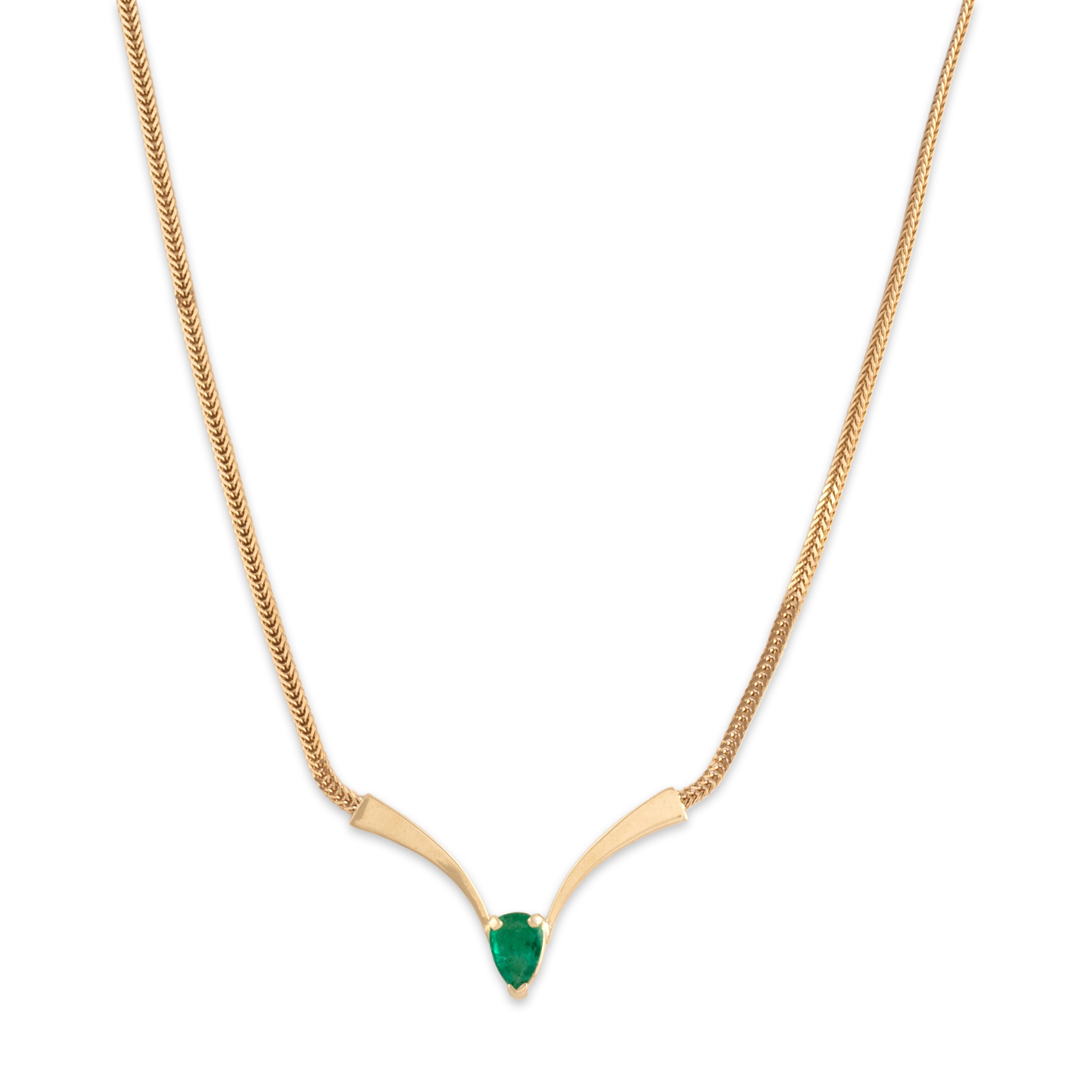 Vintage 14k Yellow Gold Emerald Elegant Chevron Flat Link Necklace - detail view #1