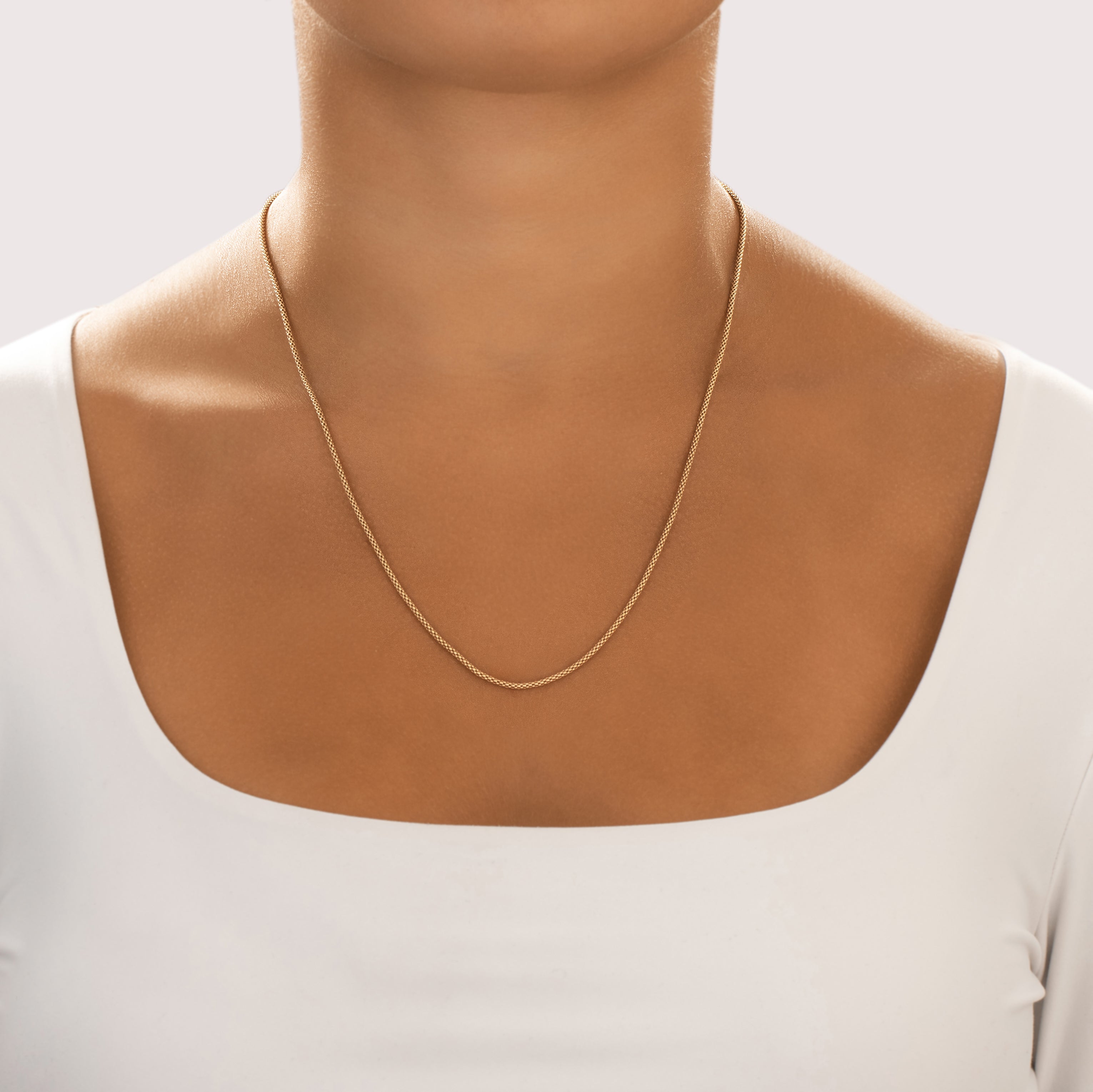 Estate 14k Yellow Gold 1.7mm Dynamic Popcorn Chain - On model view