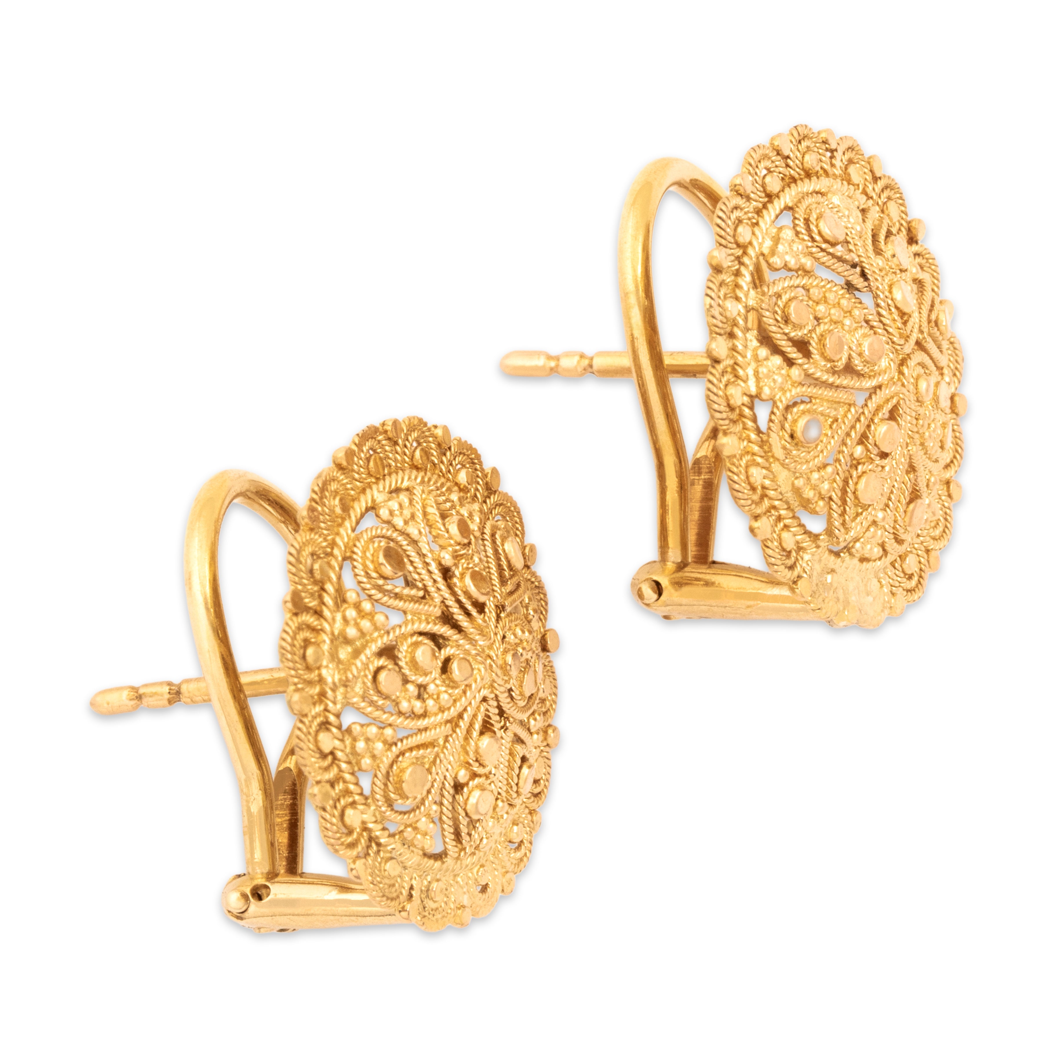 Vintage 18k Yellow Gold Incredible Ornate Rope Pattern Disc Omega-Back Earrings - Side view