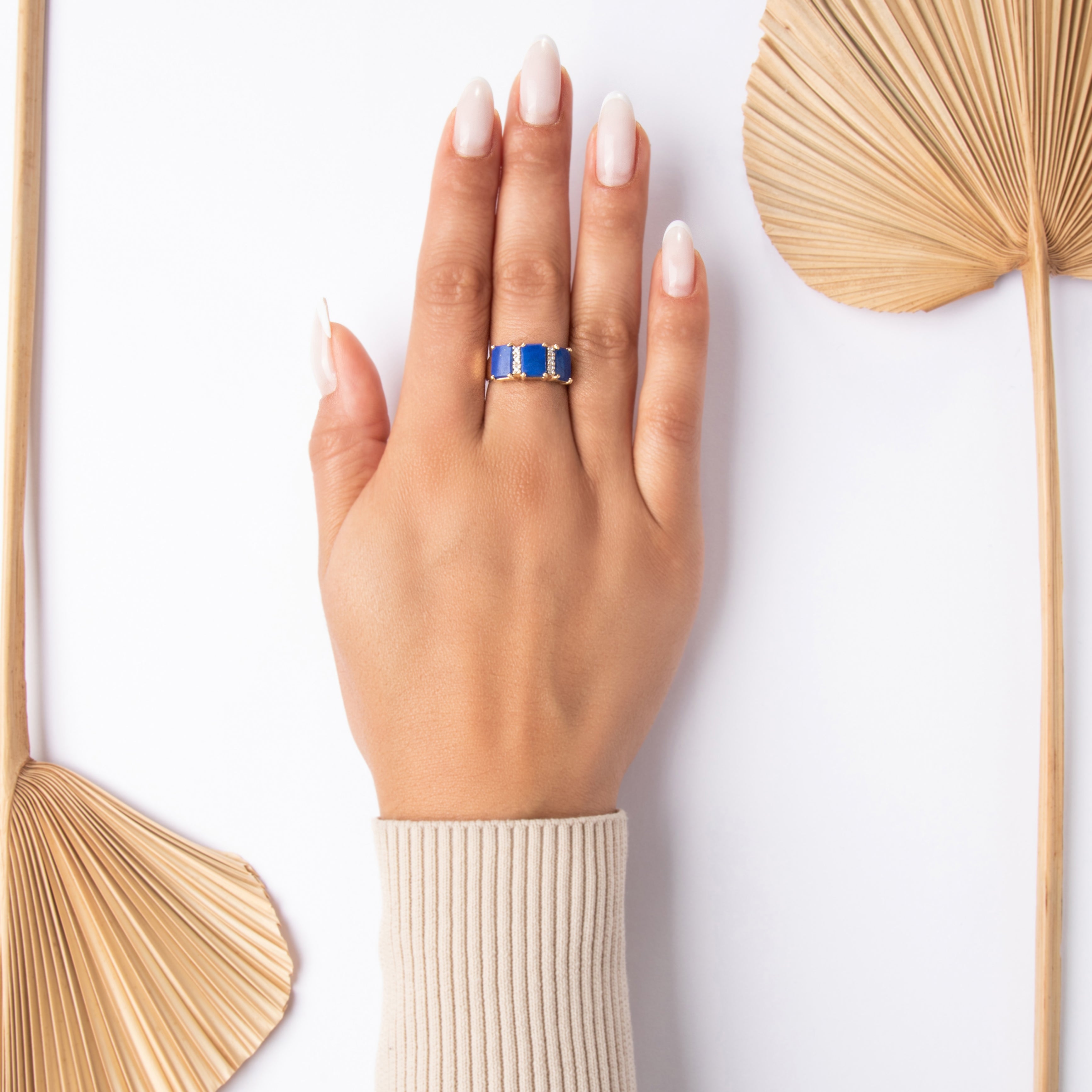 Vintage 14k Yellow Gold 2.29cttw Lapis Lazuli Diamond Bold Cobalt Rectangular Line Ring - On model view
