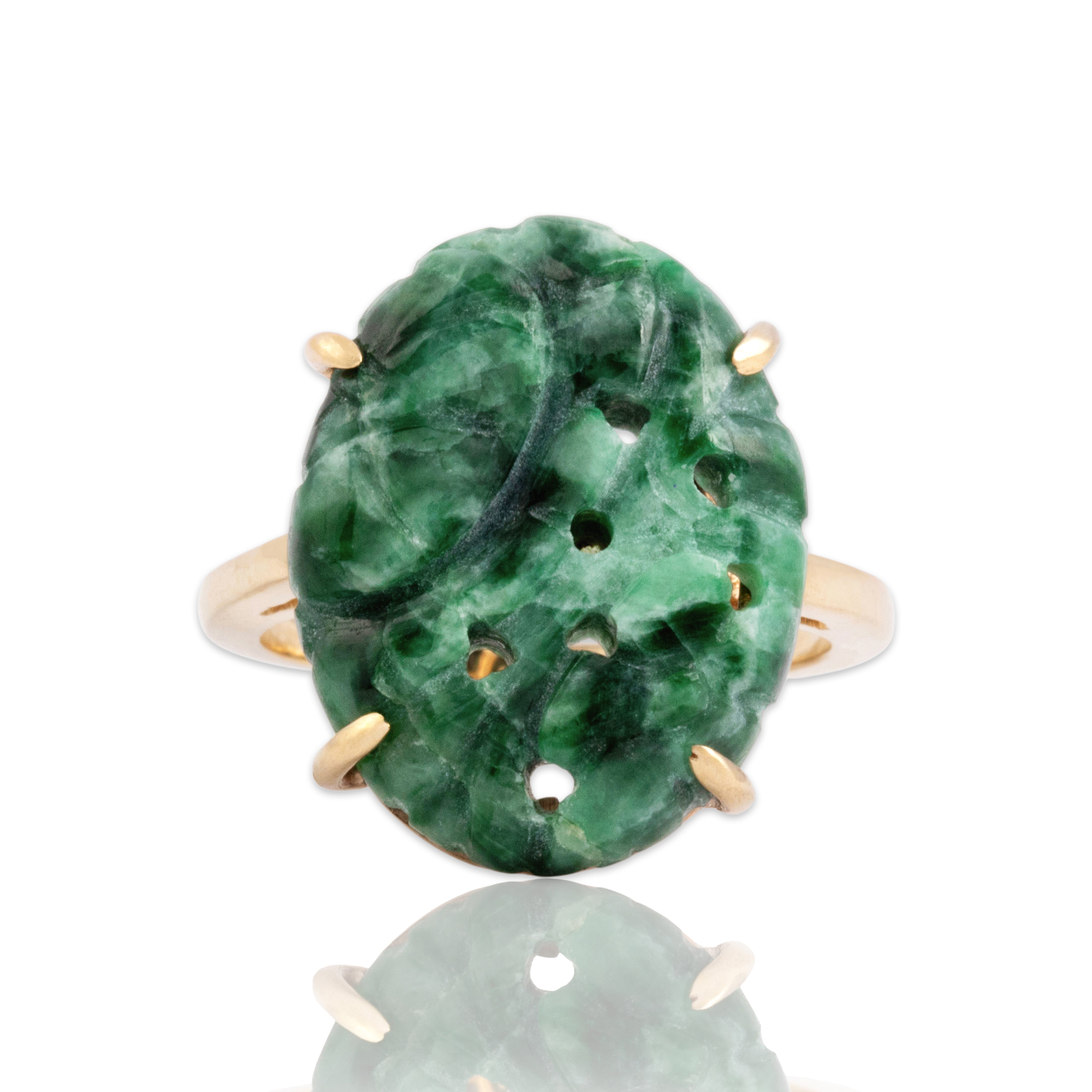 Vintage 14k Rosy Yellow Gold Jade Wonderful Floral Carved Ring 6.75
