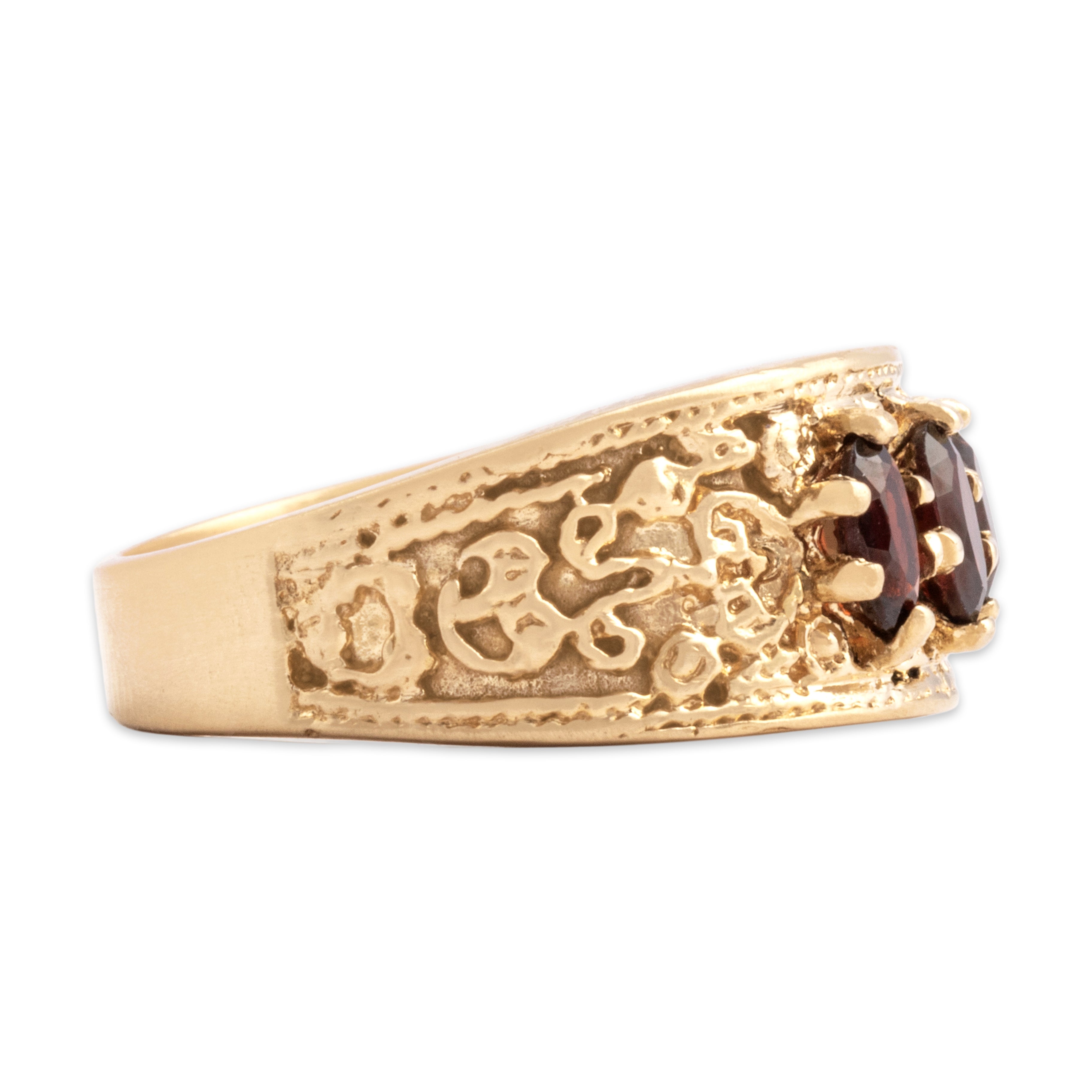 Vintage 14k Yellow Gold .94cttw Garnet Wide Brushed Textured Crimson Row Ring 8.75