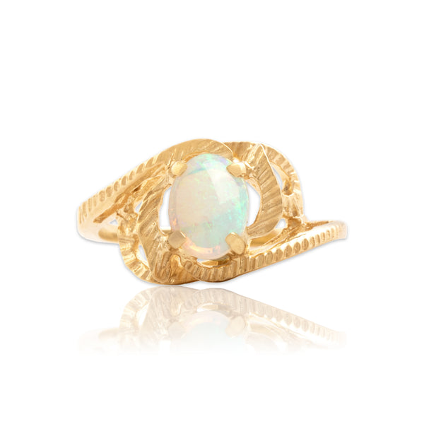 Vintage 14k Yellow Gold .63ct Opal Textured Flourish Ring 6.75