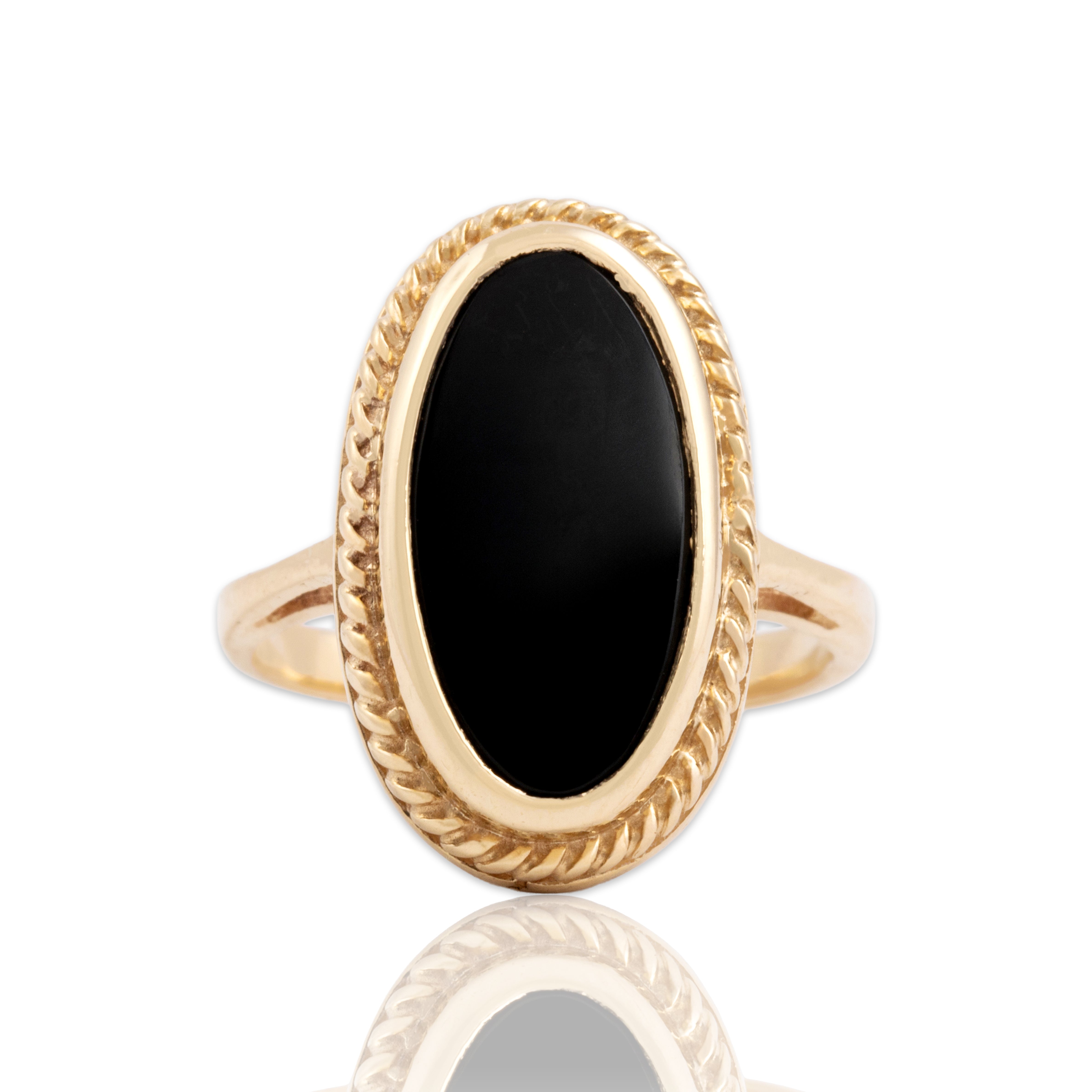 Vintage 14k Yellow Gold 2.08ct Onyx Framed Elongated Oval Ring - Close-up view