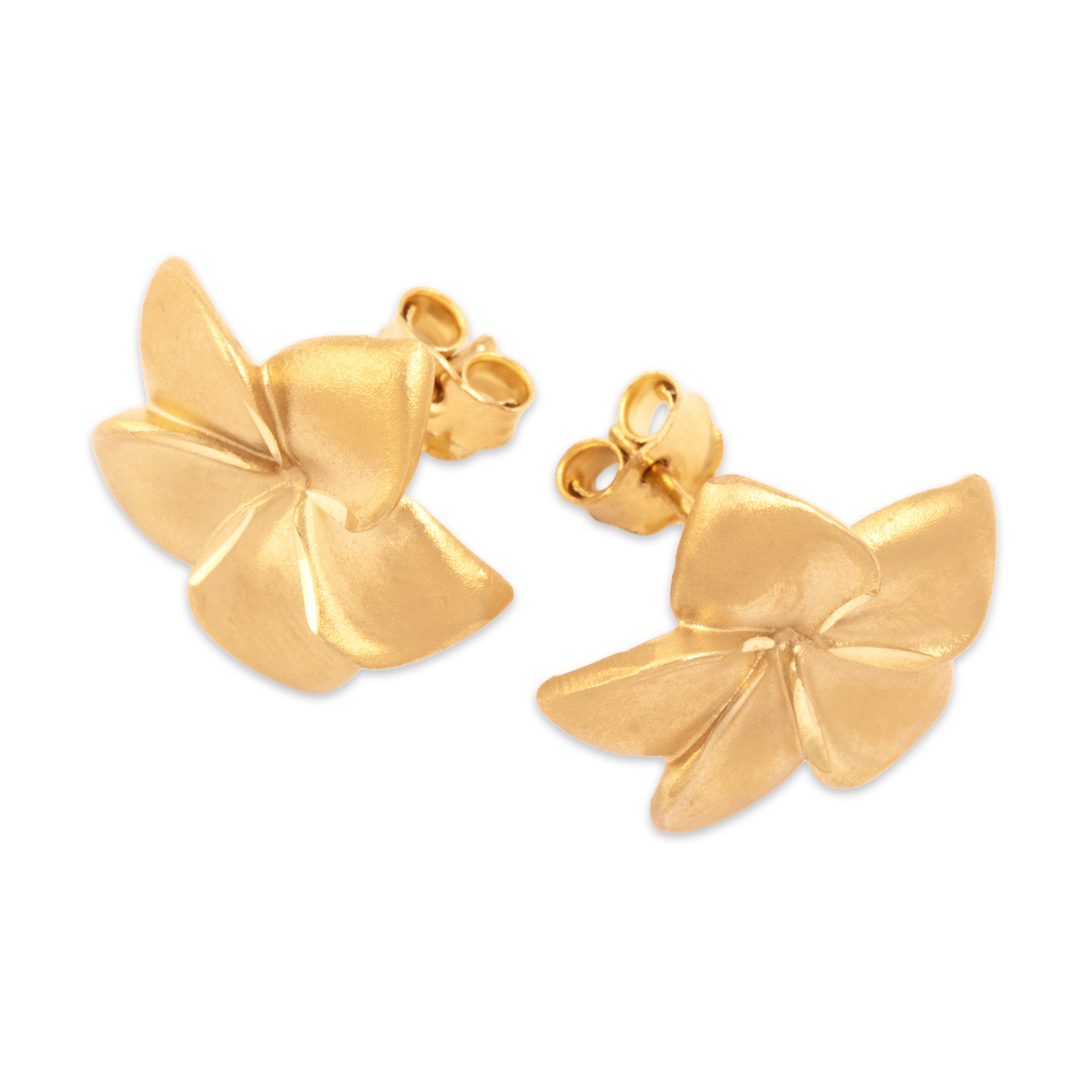 Vintage 14k Yellow Gold Lovely Brushed Tropical Flower Stud Earrings - Overall view