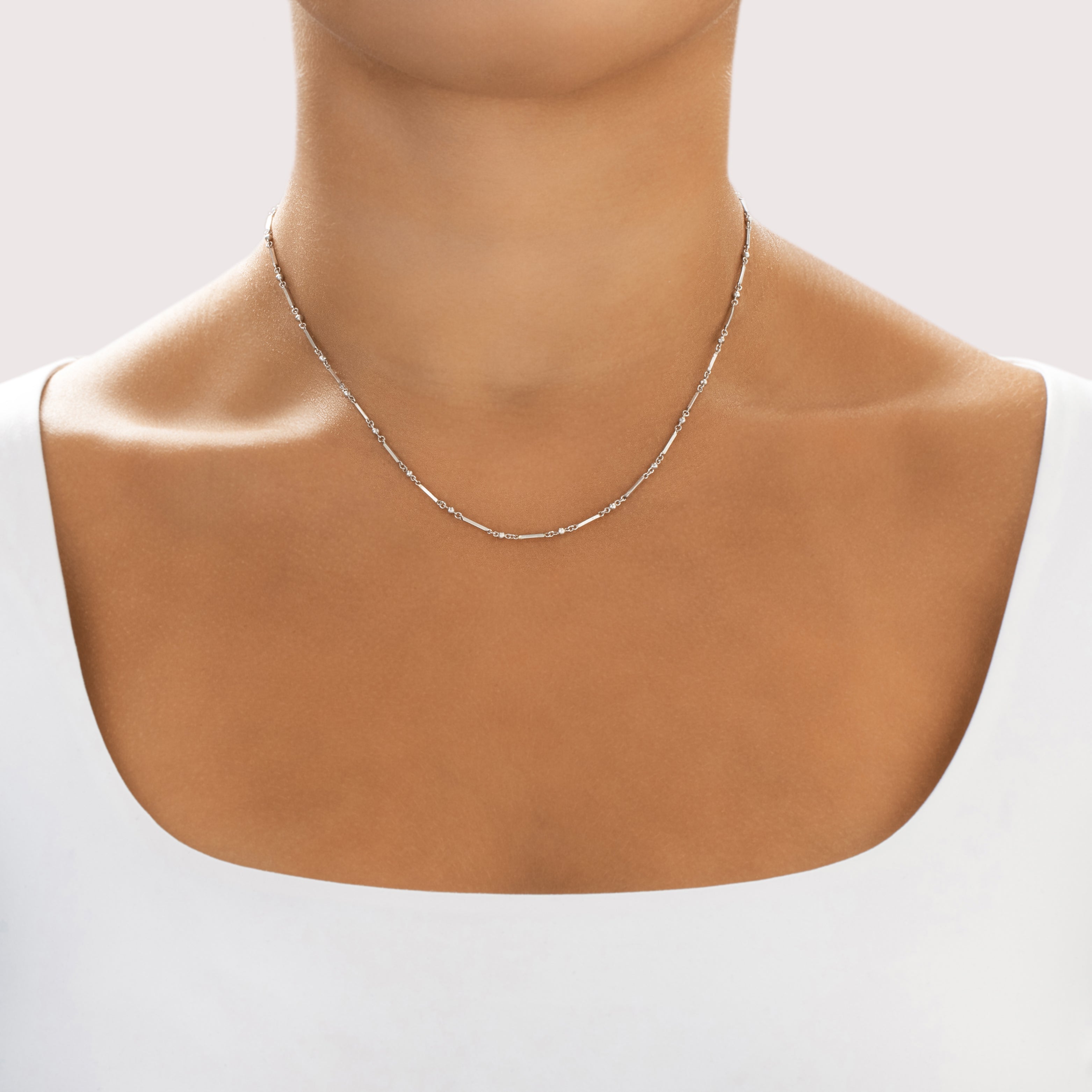 Vintage 10k White Gold .9mm (Bar Link), 1mm (Round Link) Sleek Alternating Bar Round Link Clip Clasp Chain - On model view