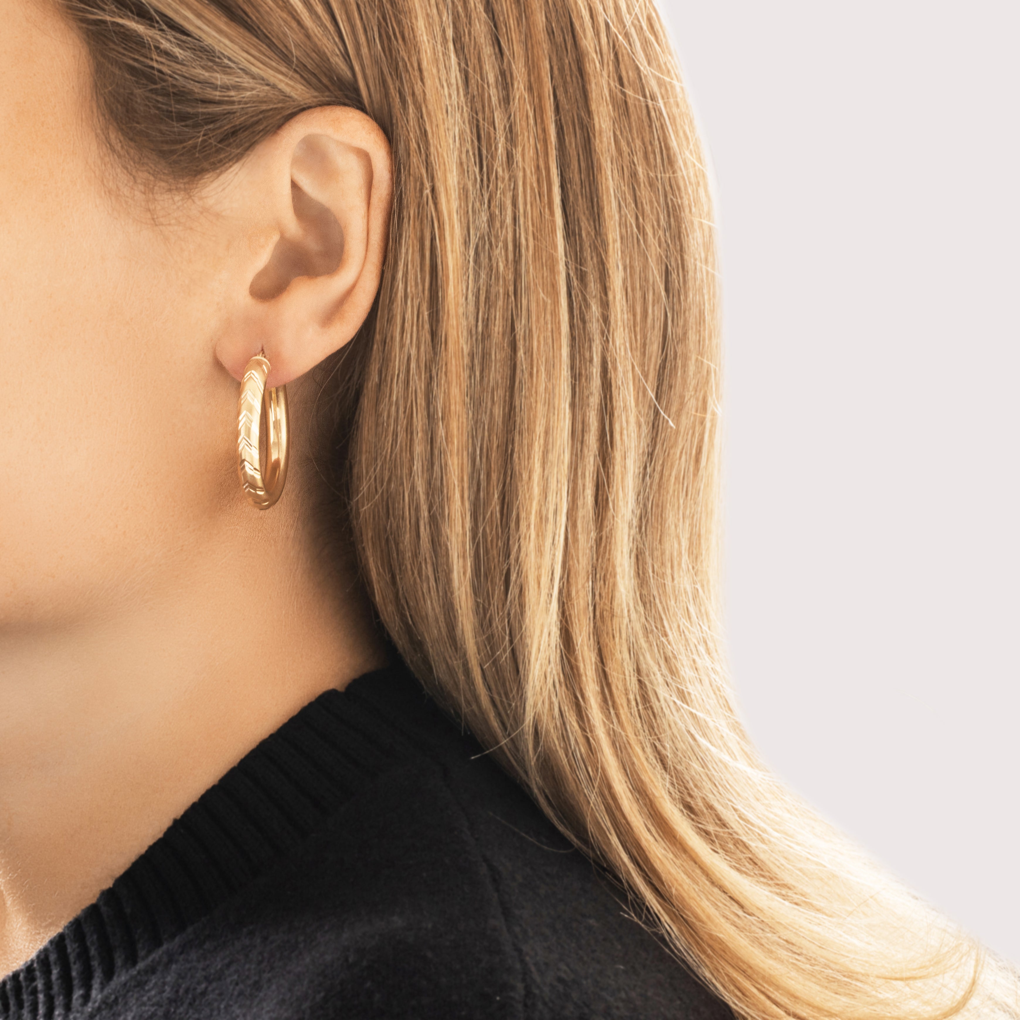 Vintage 14k Yellow Gold Lovely Brushed Chevron Patterned Hoop Earrings - On model view