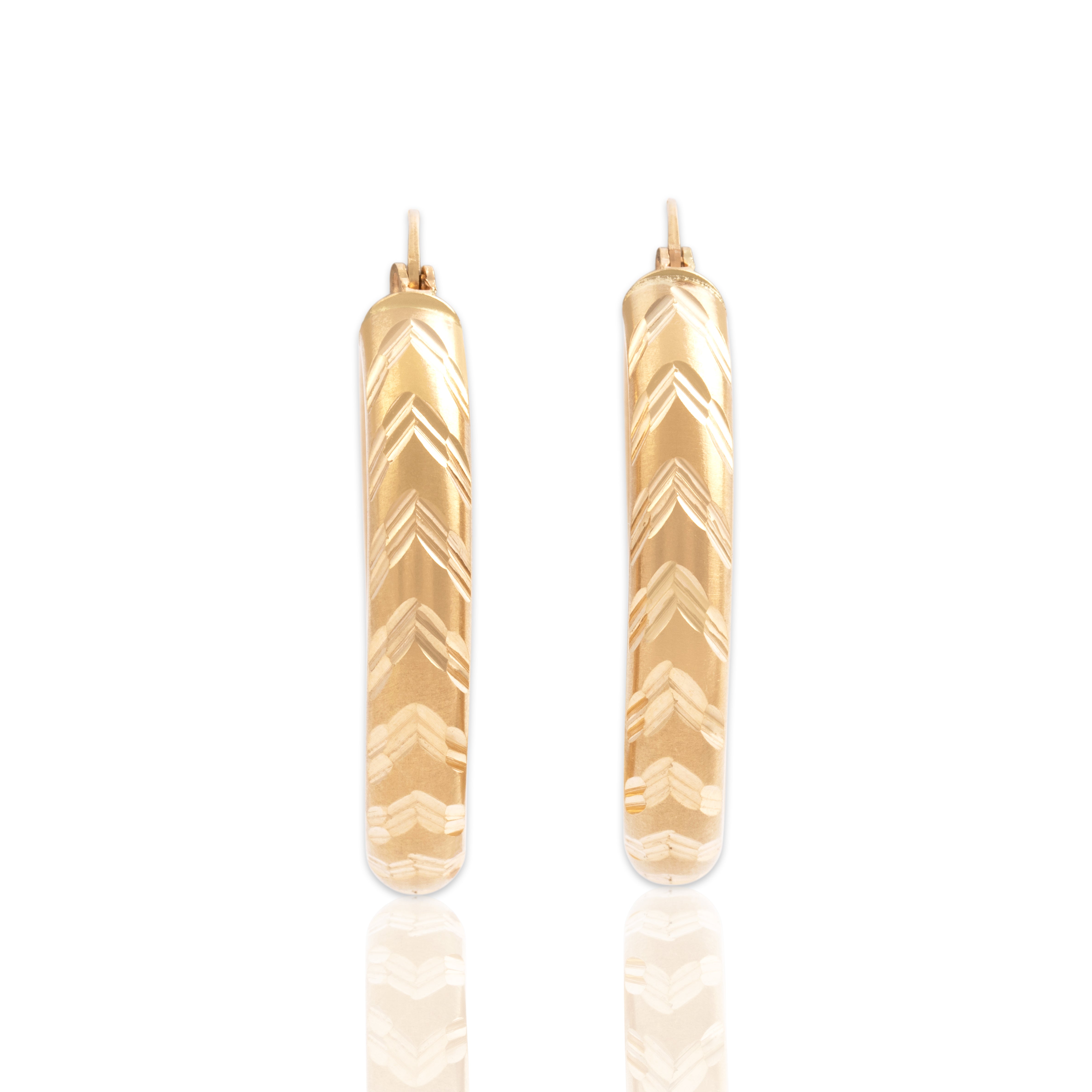 Vintage 14k Yellow Gold Lovely Brushed Chevron Patterned Hoop Earrings - Close-up view