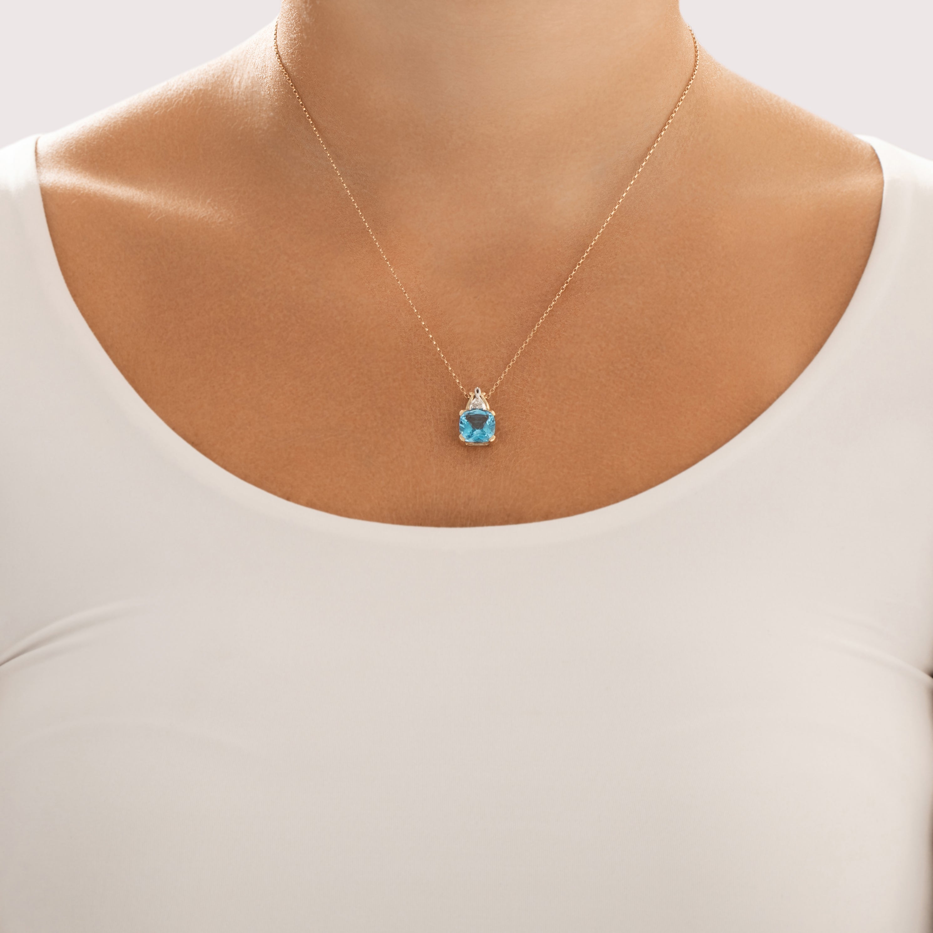 Vintage 14k Yellow & White Gold 4.7ct Blue Topaz Diamond Twist Detail Cushion Pendant - On model view