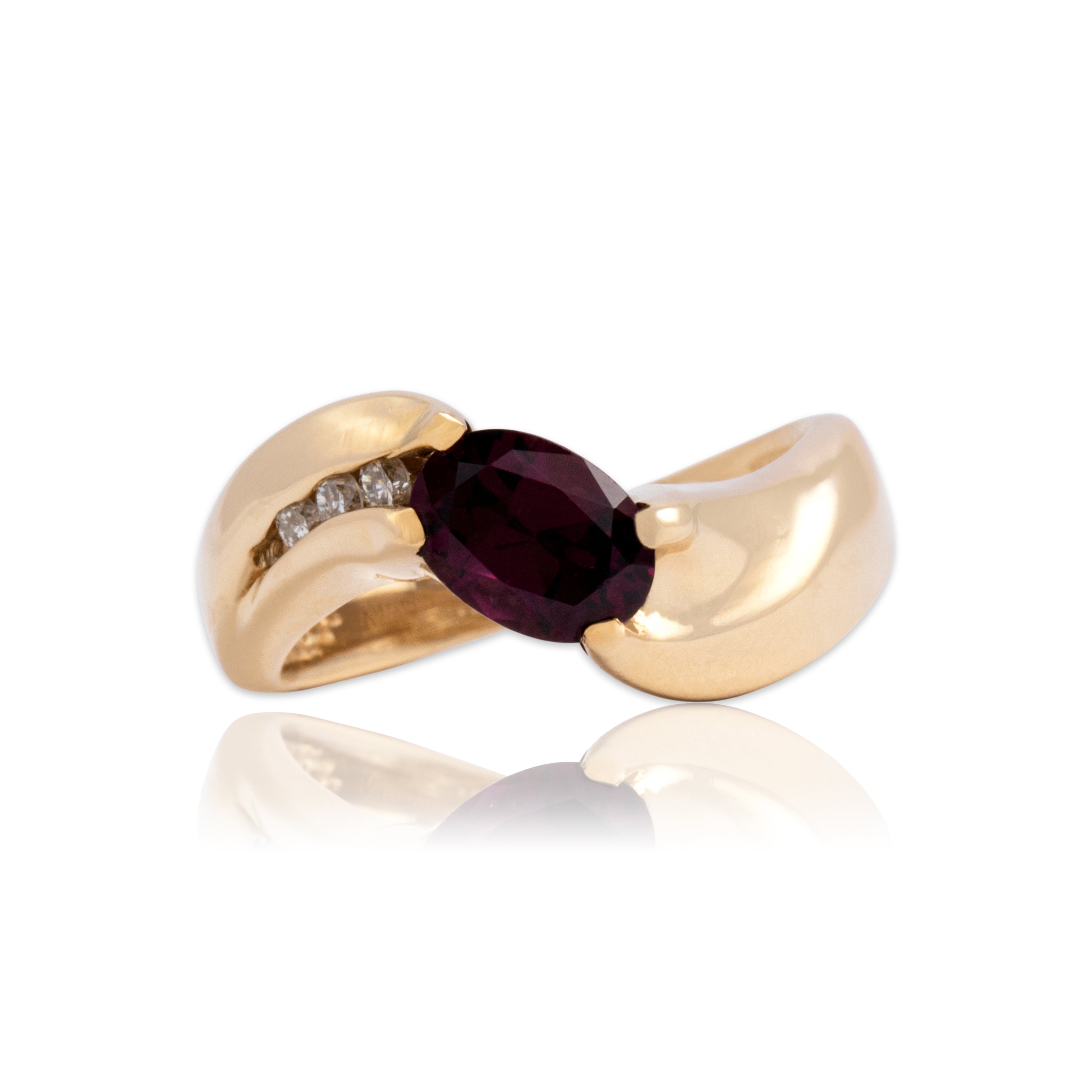 Vintage 14k Yellow Gold 1.04ct Berry Garnet Diamond Gleaming Bright Bypass Ring - Close-up view