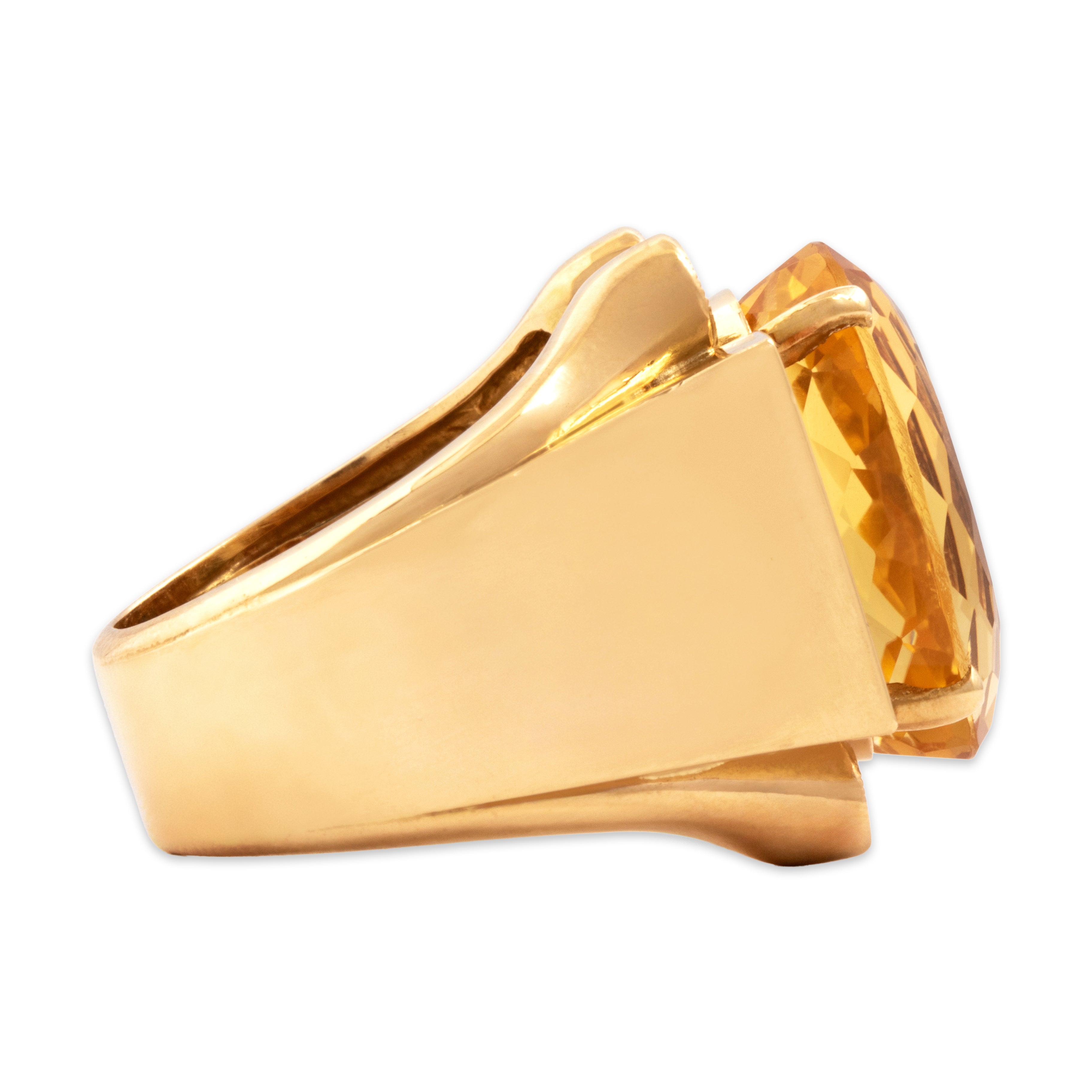 Vintage Italian Heavy 18k Yellow Gold 11.56ct Citrine Diamond Accented Oval Cocktail Ring - Side view