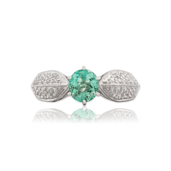 Vintage 18k White Gold 1.1ct Green Beryl Diamond Dazzling Pavé Shoulder Ring 7.50