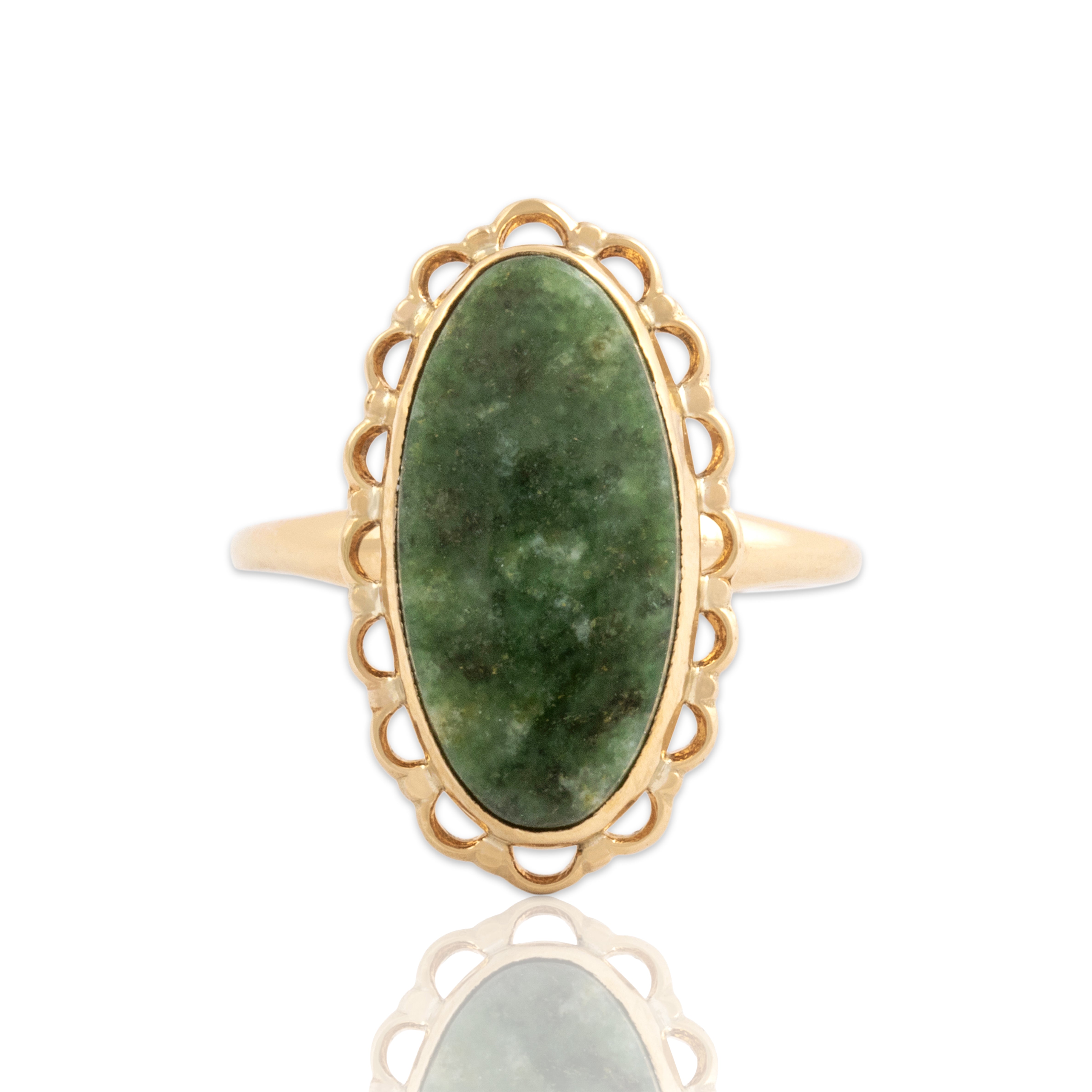 Vintage 10k Yellow Gold 2.58ct Spinach Jade Dainty Ruffled Oval Ring 5.50